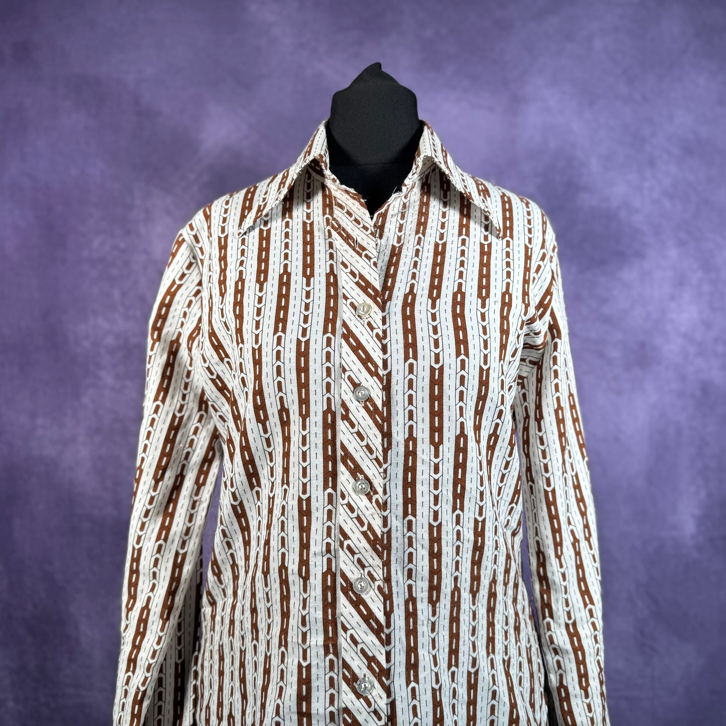 Vintage Ladies Dagger Collar White Brown Geo Pattern Shirt Button
