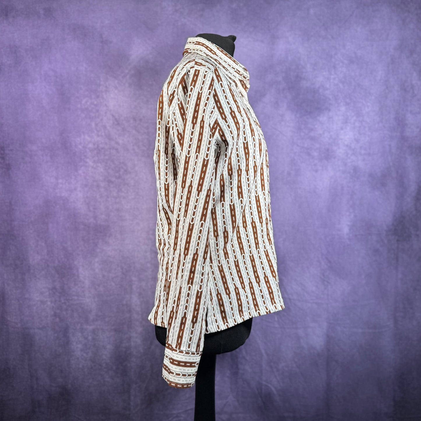 Vintage Ladies Dagger Collar White Brown Geo Pattern Shirt Button