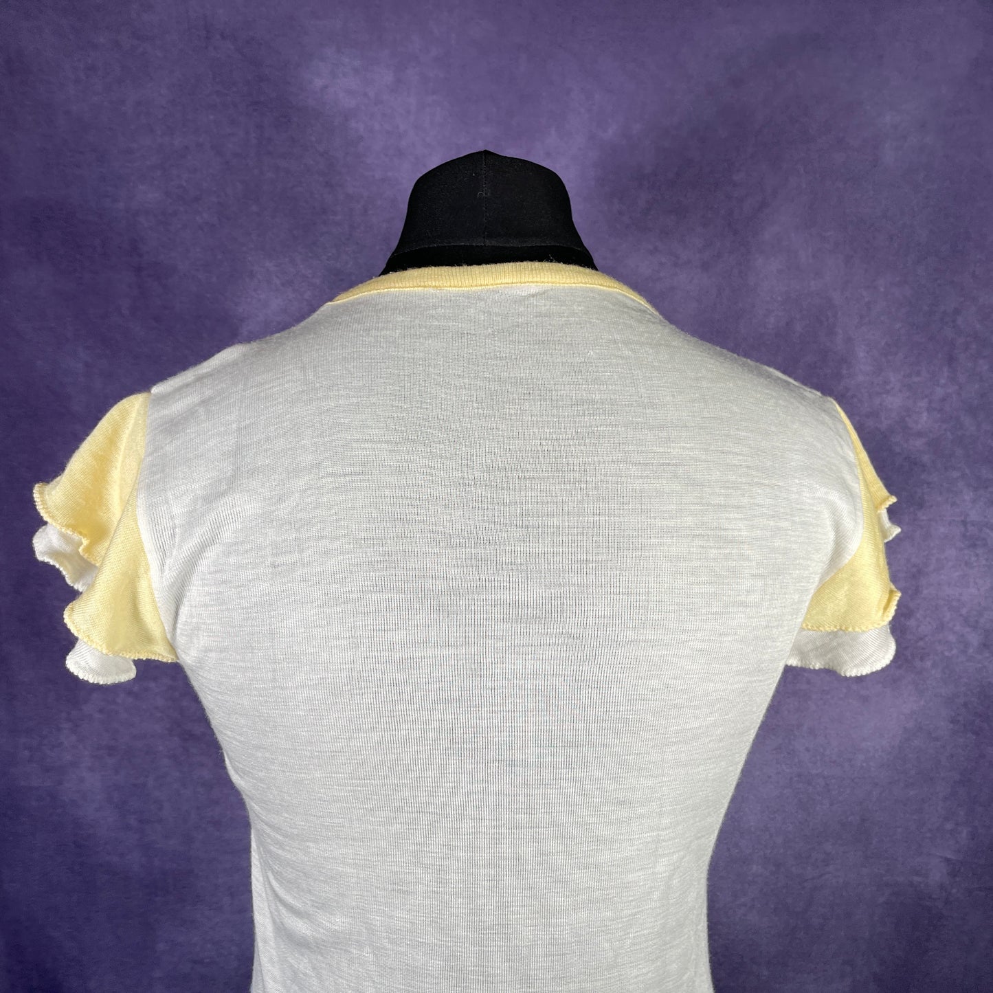 Vintage 1970s/80s Slim Fit Stretchy White Yellow Ring T-Shirt Mens XS