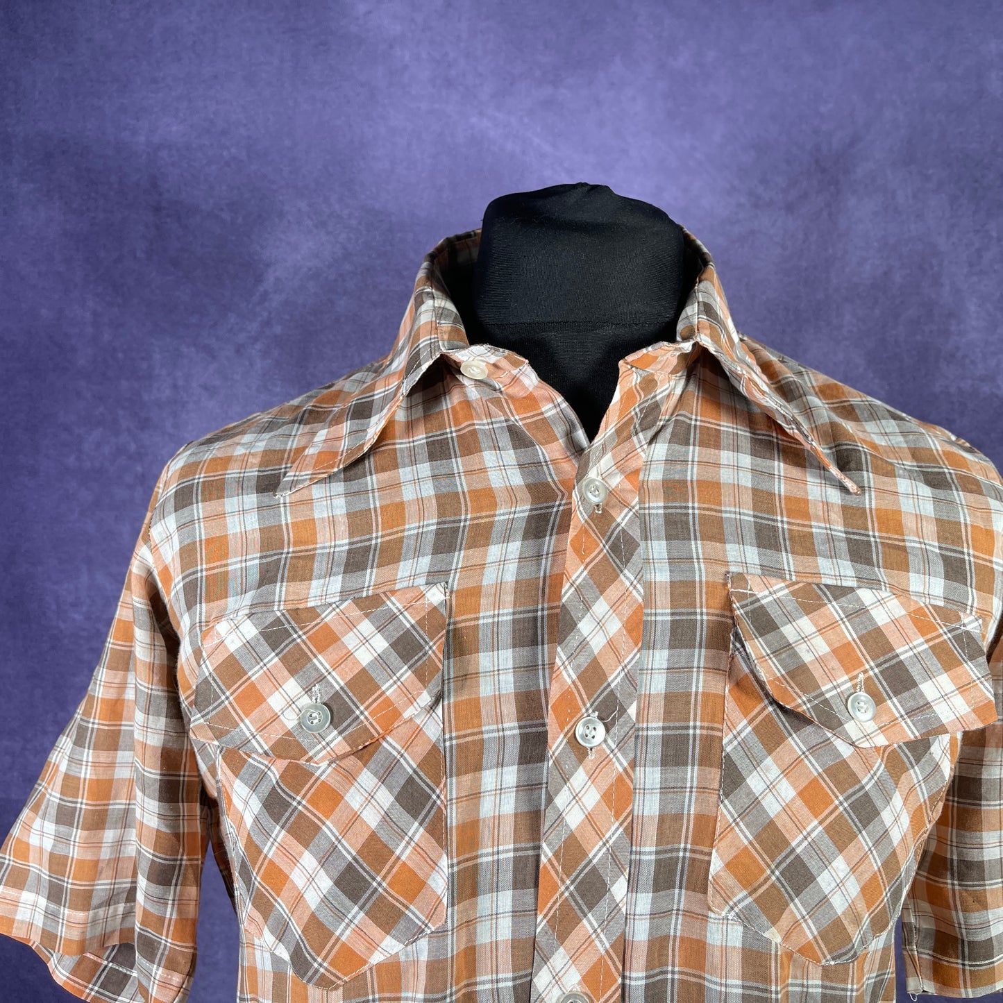 Vintage 1970s Short Sleeve Dagger Collar Orange Brown White Check XL