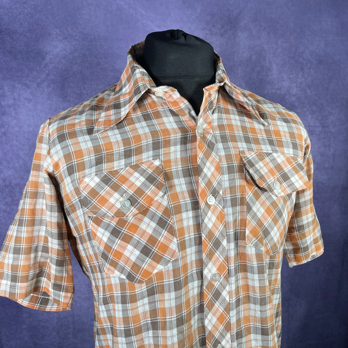 Vintage 1970s Short Sleeve Dagger Collar Orange Brown White Check XL