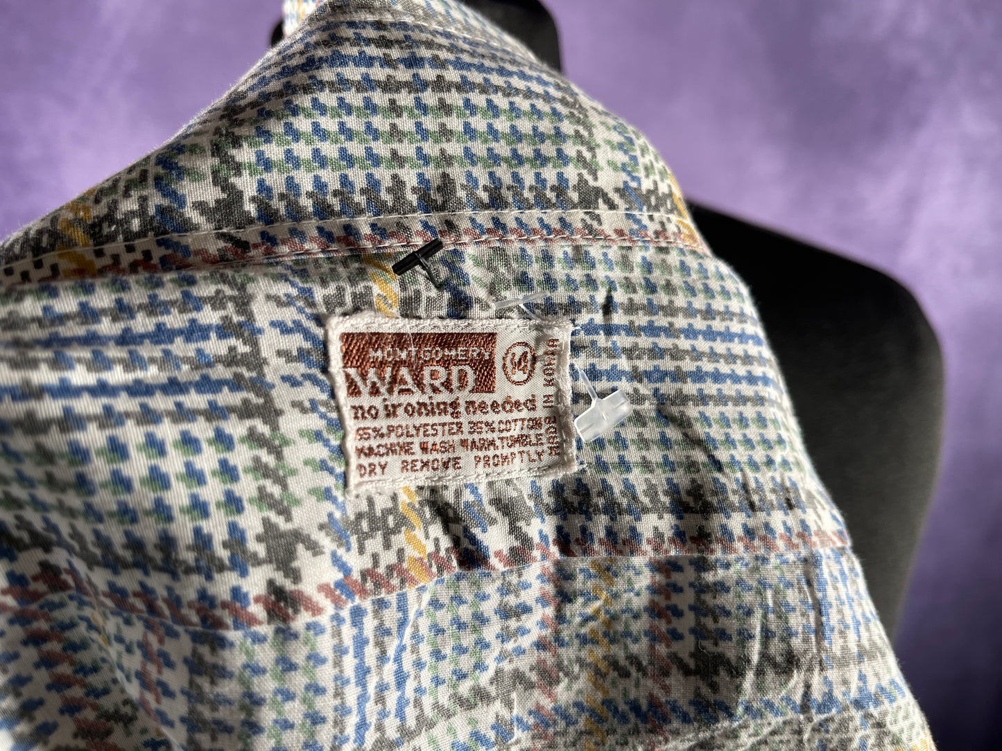 Vintage 1970s Montgomery Ward Womens Blue Brown Yellow Check Dagger Collar Shirt