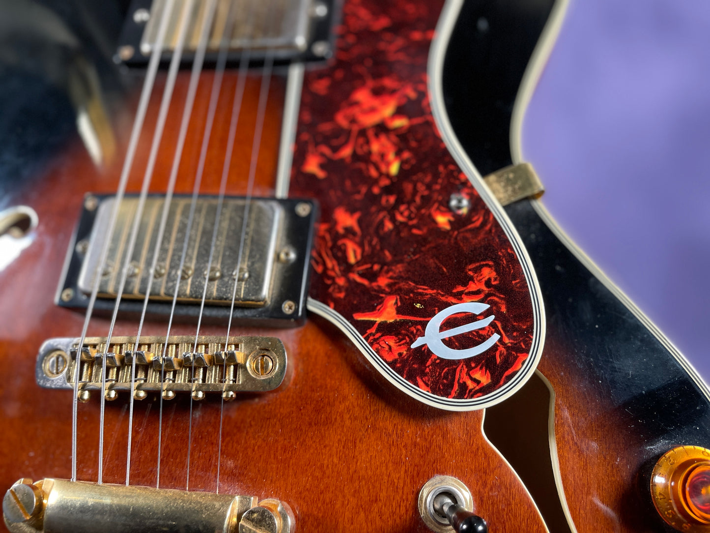 Epiphone Sheraton ii 1980s Sunburst Semi-Hollow Body Electric Guitar