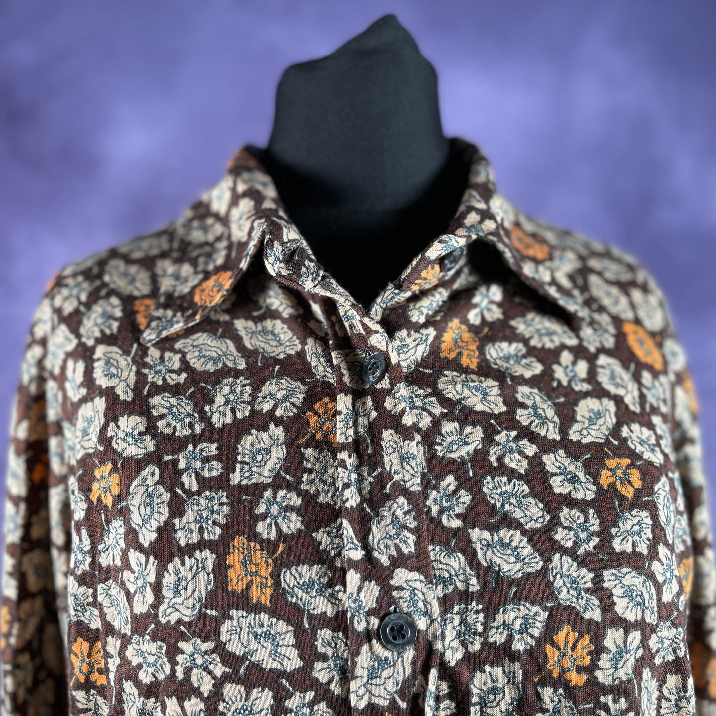 Vintage 1970s Woman's Ladies Brown Leaf Dagger Collar Shirt Large