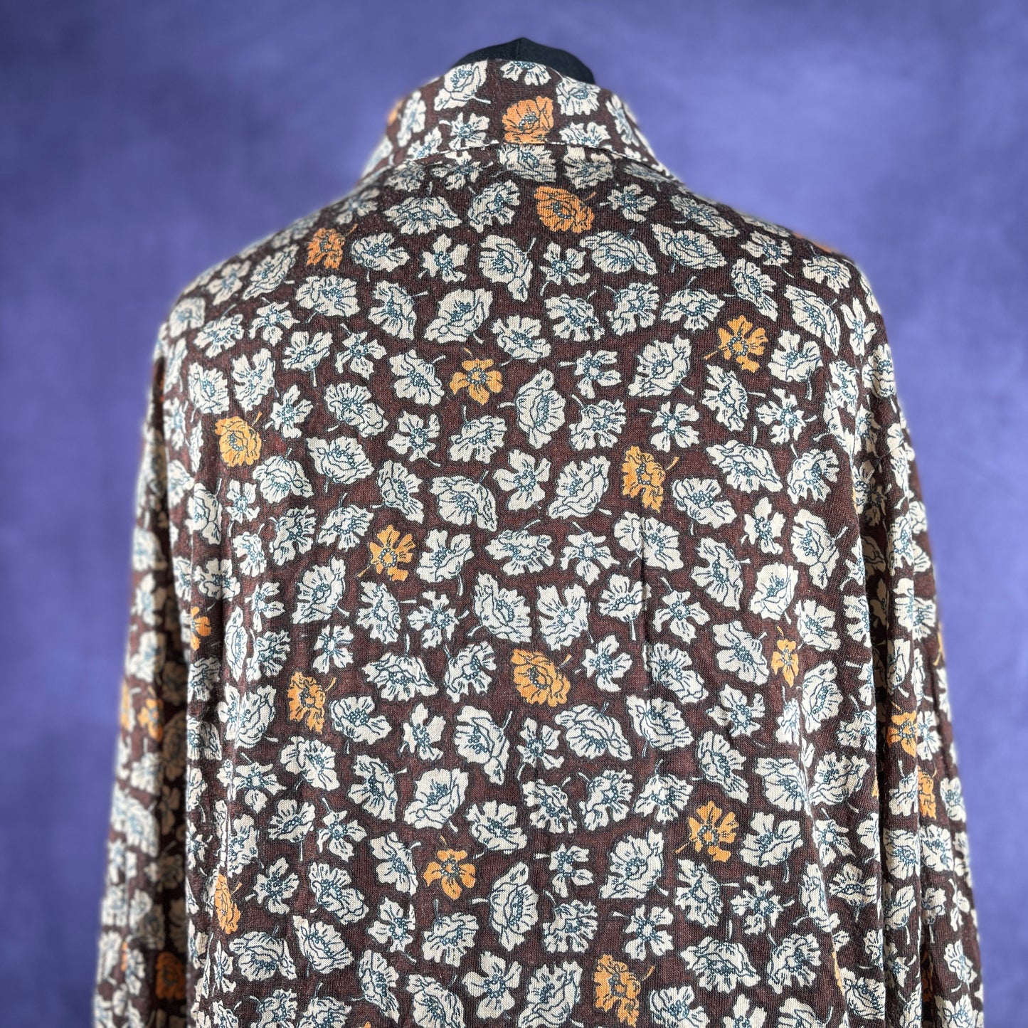 Vintage 1970s Woman's Ladies Brown Leaf Dagger Collar Shirt Large