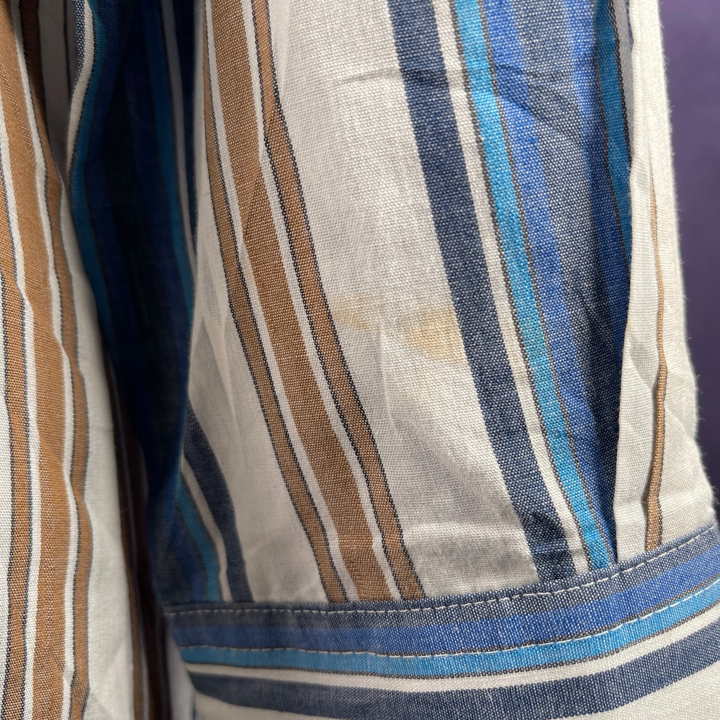 Vintage Mens 1970s 80s Marlboro Dagger Shirt White Blue Brown