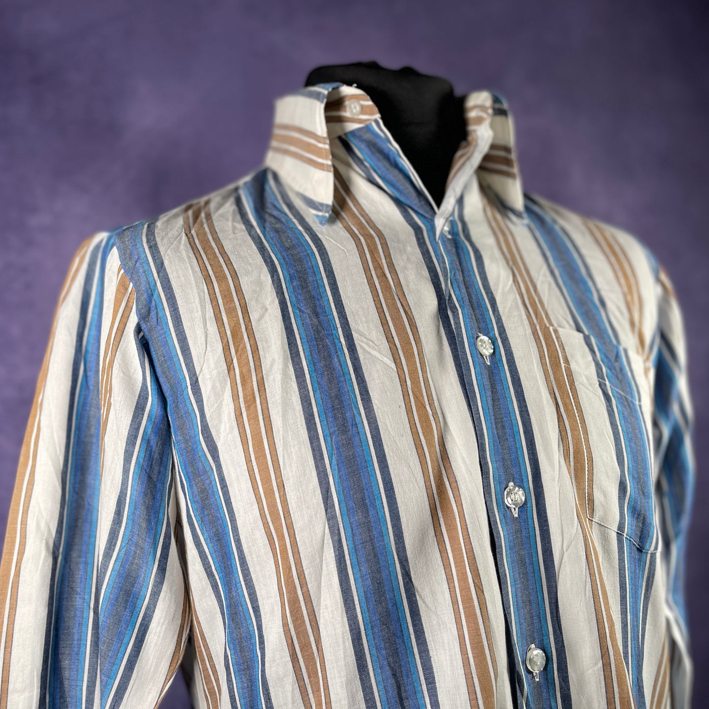 Vintage Mens 1970s 80s Marlboro Dagger Shirt White Blue Brown