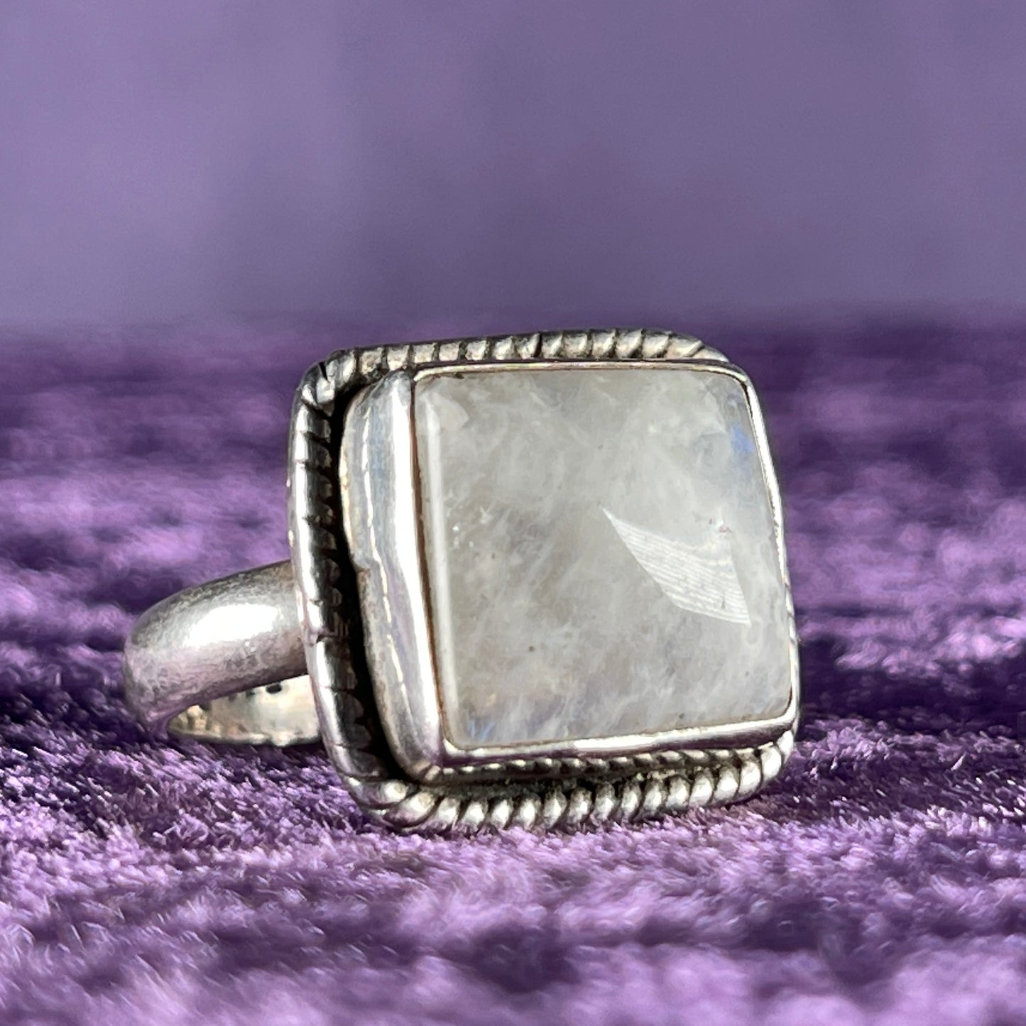 Vintage Sterling Silver 925 Medium Square Rope Frame Moonstone Size P.5 / 8