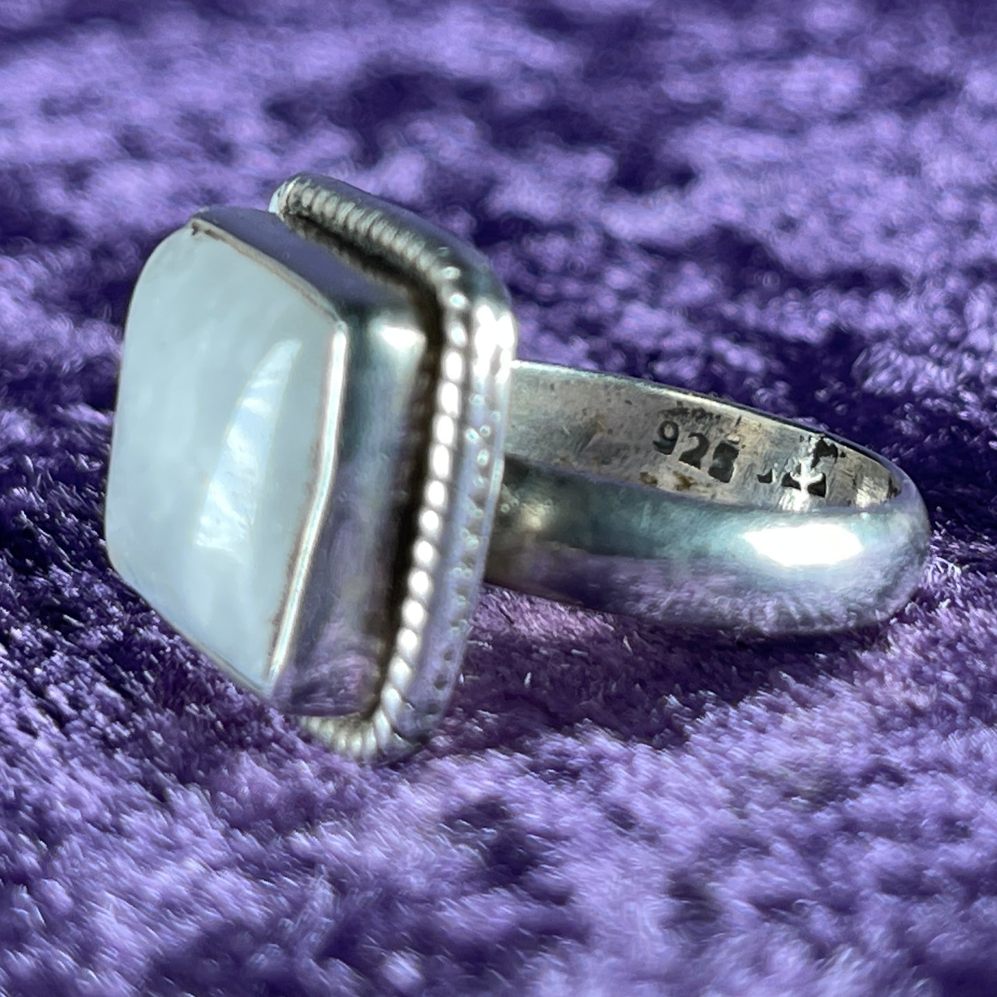 Vintage Sterling Silver 925 Medium Square Rope Frame Moonstone Size P.5 / 8