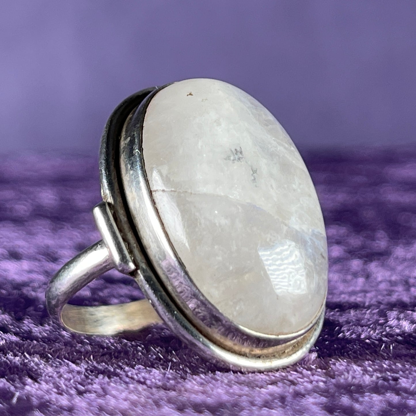 Vintage Sterling Silver 925 Large Oval Moonstone Ring Size R.5 / 8.75