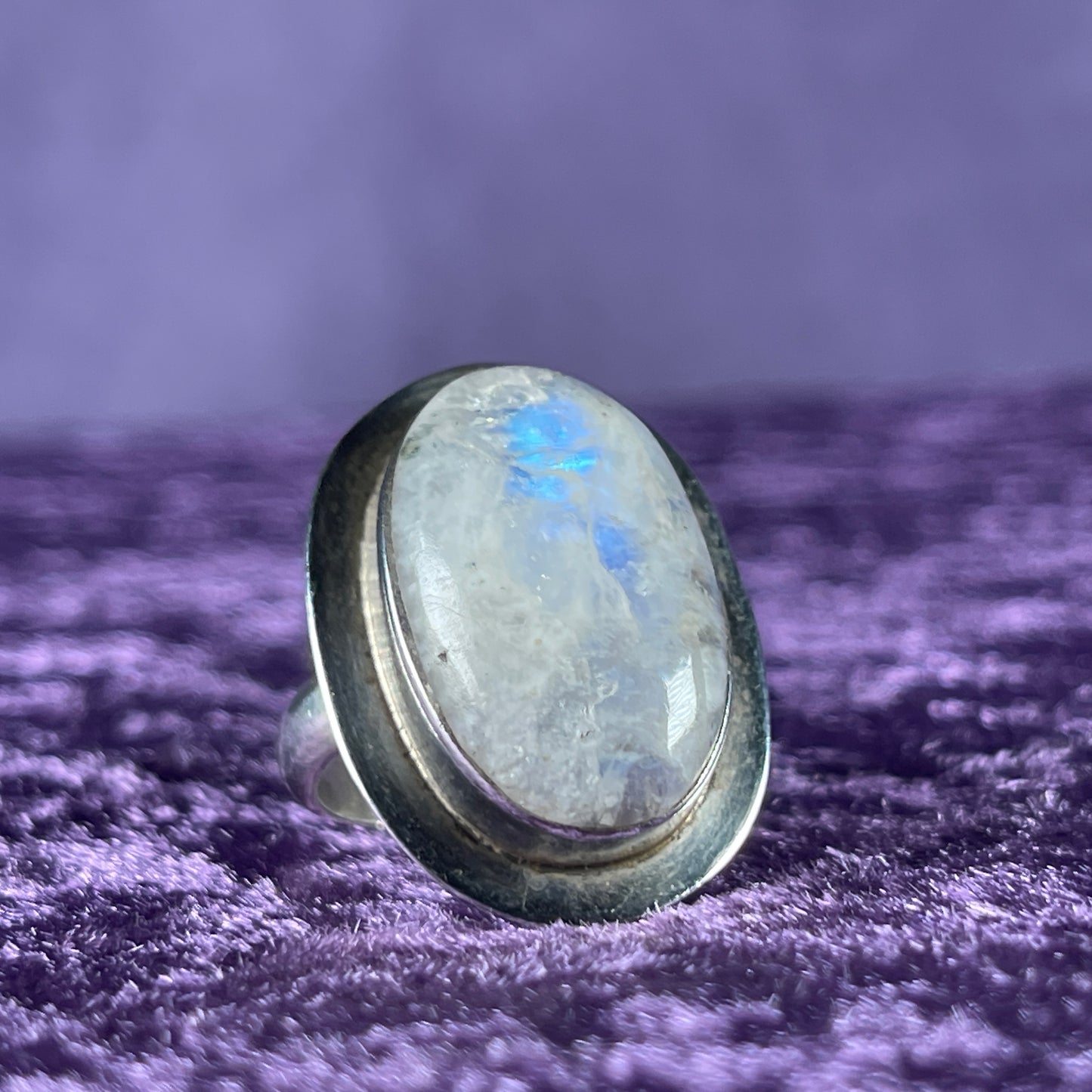 Vintage Sterling Silver 925 Large Oval Framed Moonstone Ring Size Q.5 / 8.25