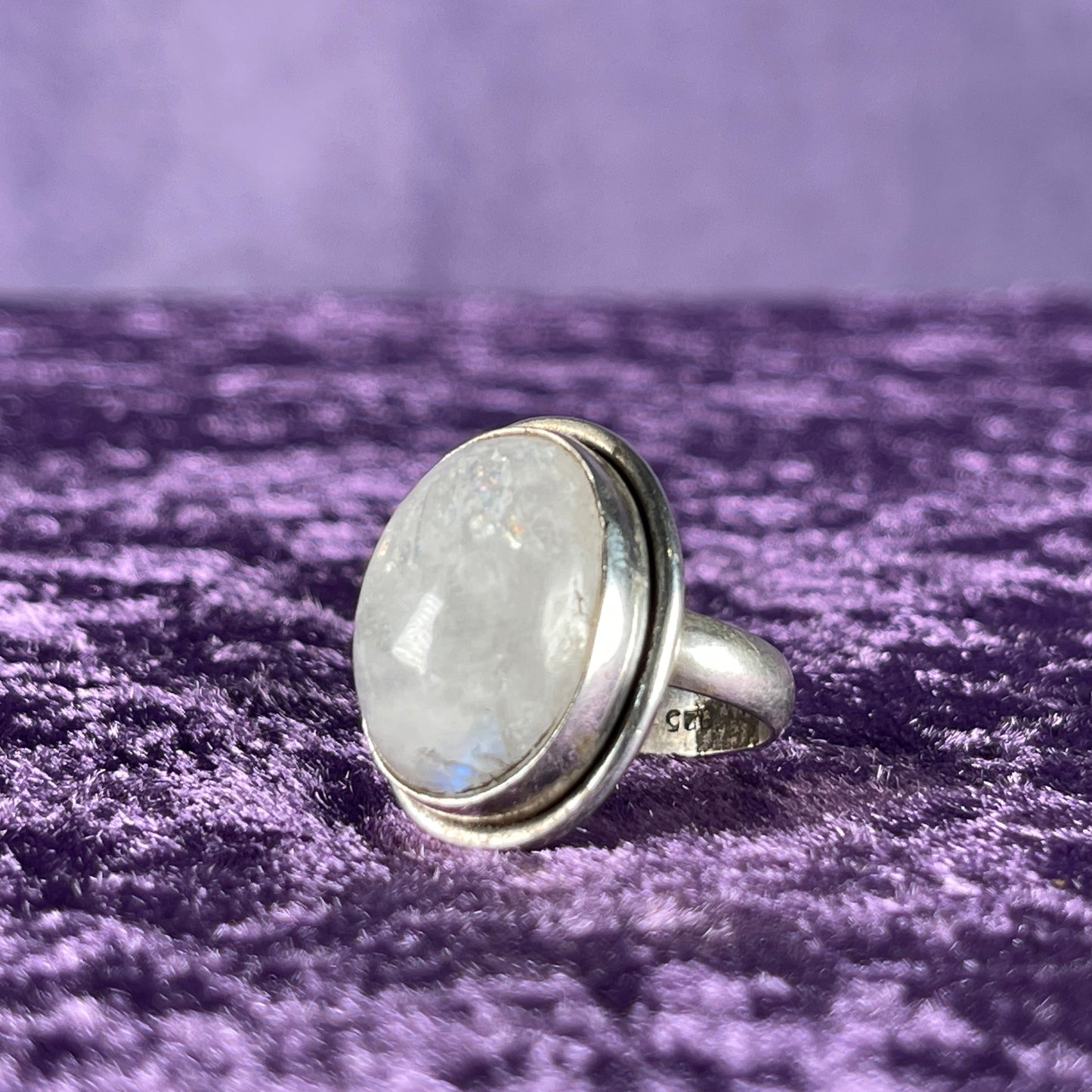 Vintage Sterling Silver 925 Larger Oval Moonstone Ring Size Q / 8