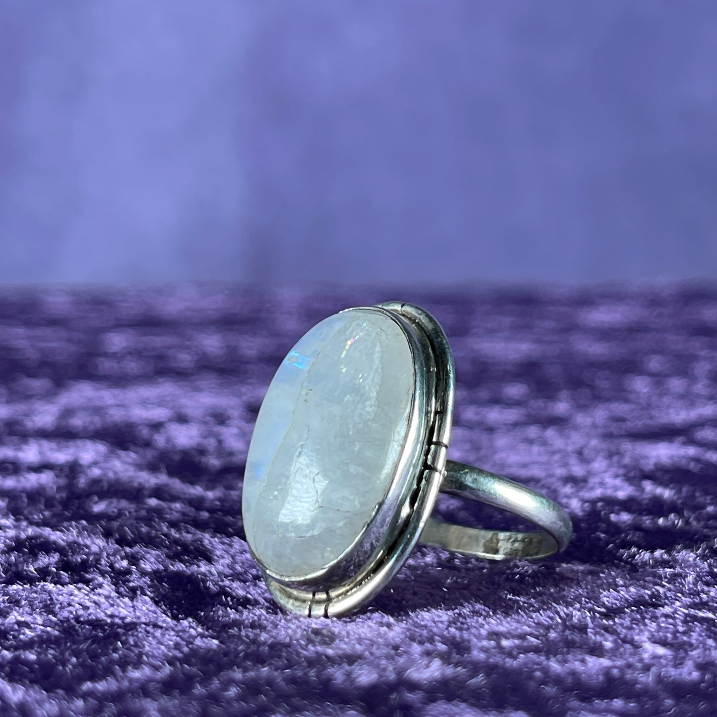 Vintage Sterling Silver 925 Thin Band Moonstone Ring Size S / 9