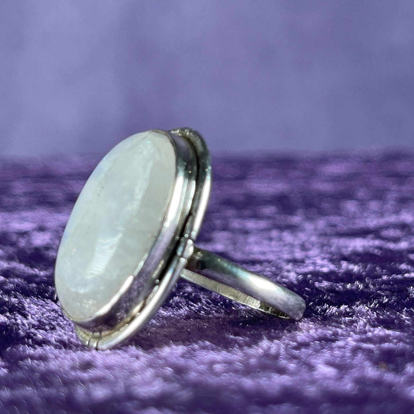 Vintage Sterling Silver 925 Thin Band Moonstone Ring Size S / 9