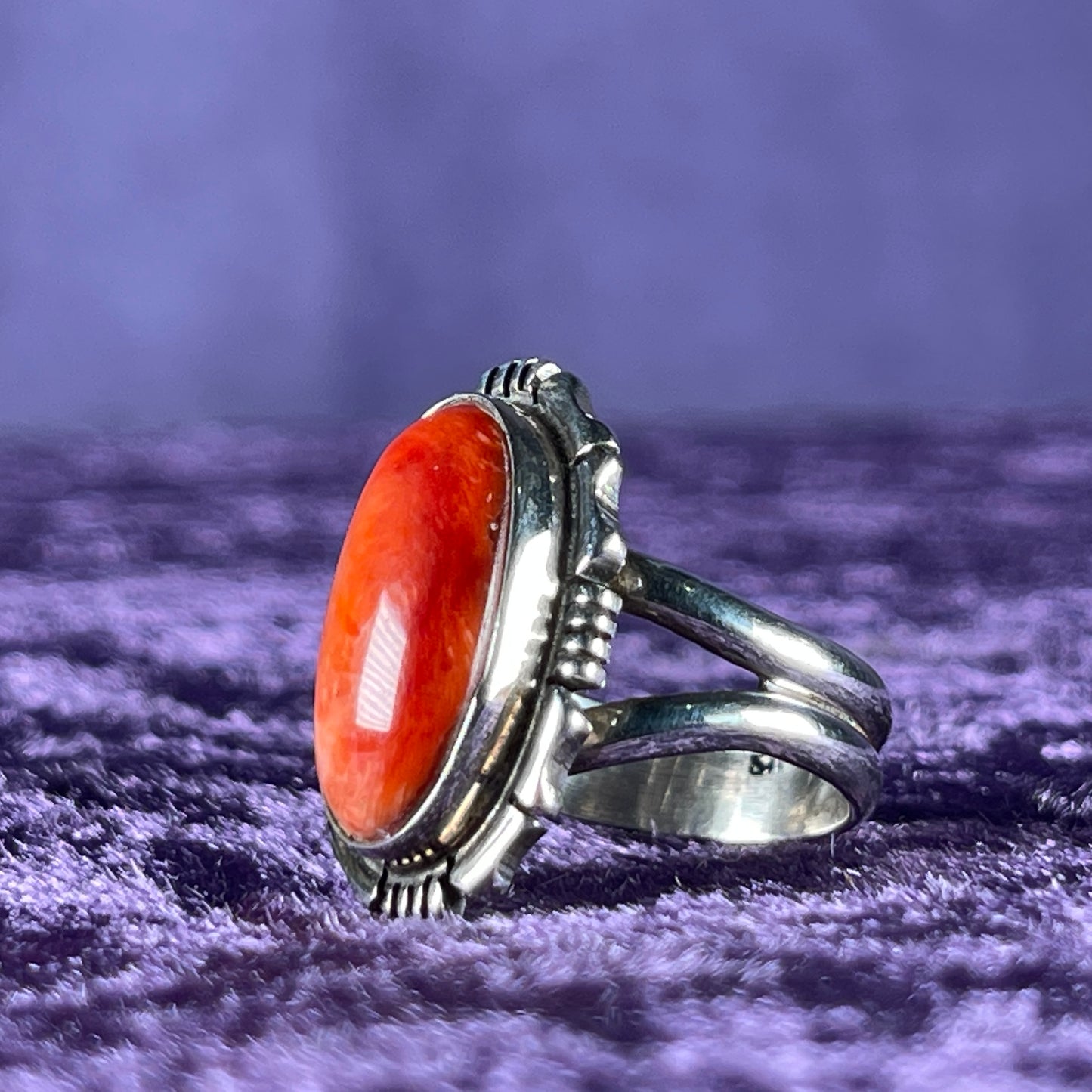 Vintage Beautiful Native American Sterling Silver 925 Red Spiny Oyster Ring Size M.25 / 6.5