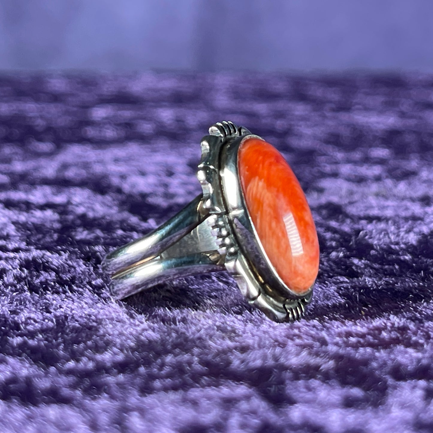 Vintage Beautiful Native American Sterling Silver 925 Red Spiny Oyster Ring Size M.25 / 6.5