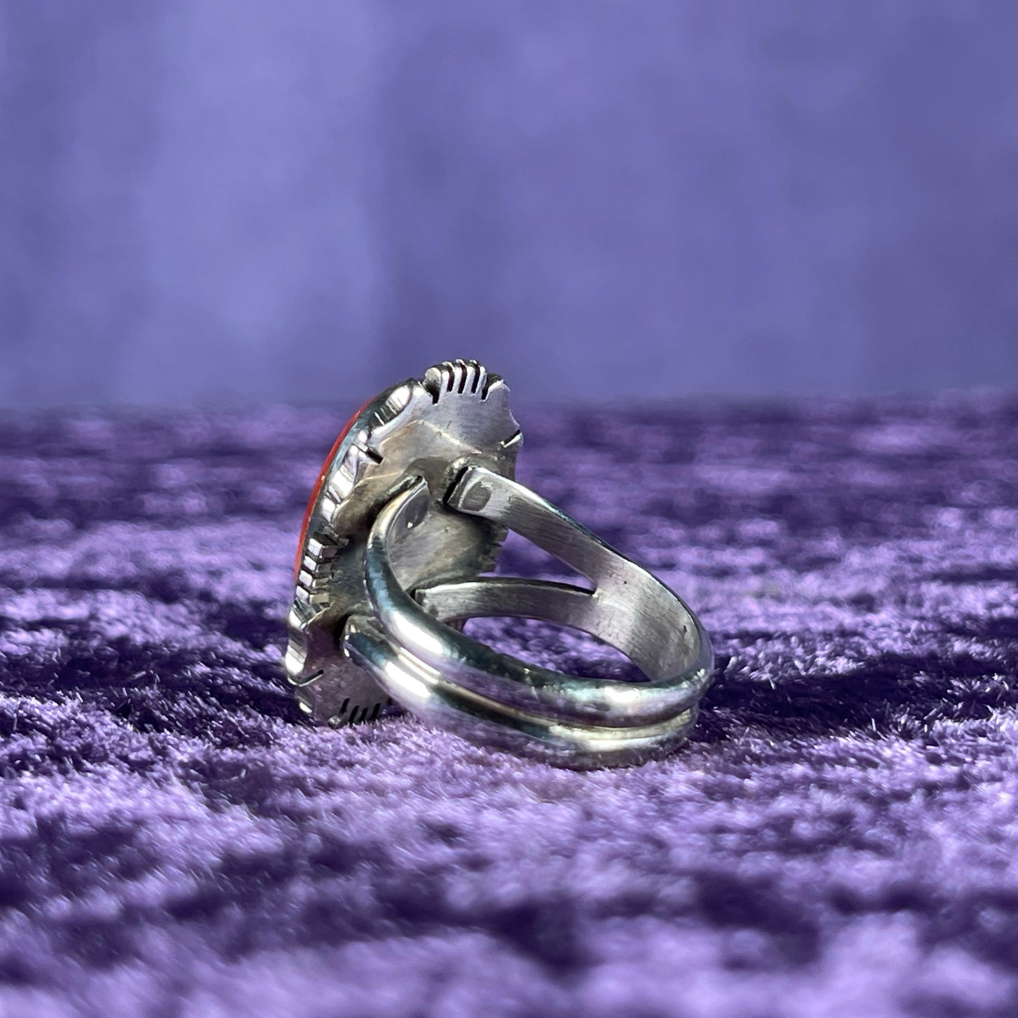 Vintage Beautiful Native American Sterling Silver 925 Red Spiny Oyster Ring Size M.25 / 6.5