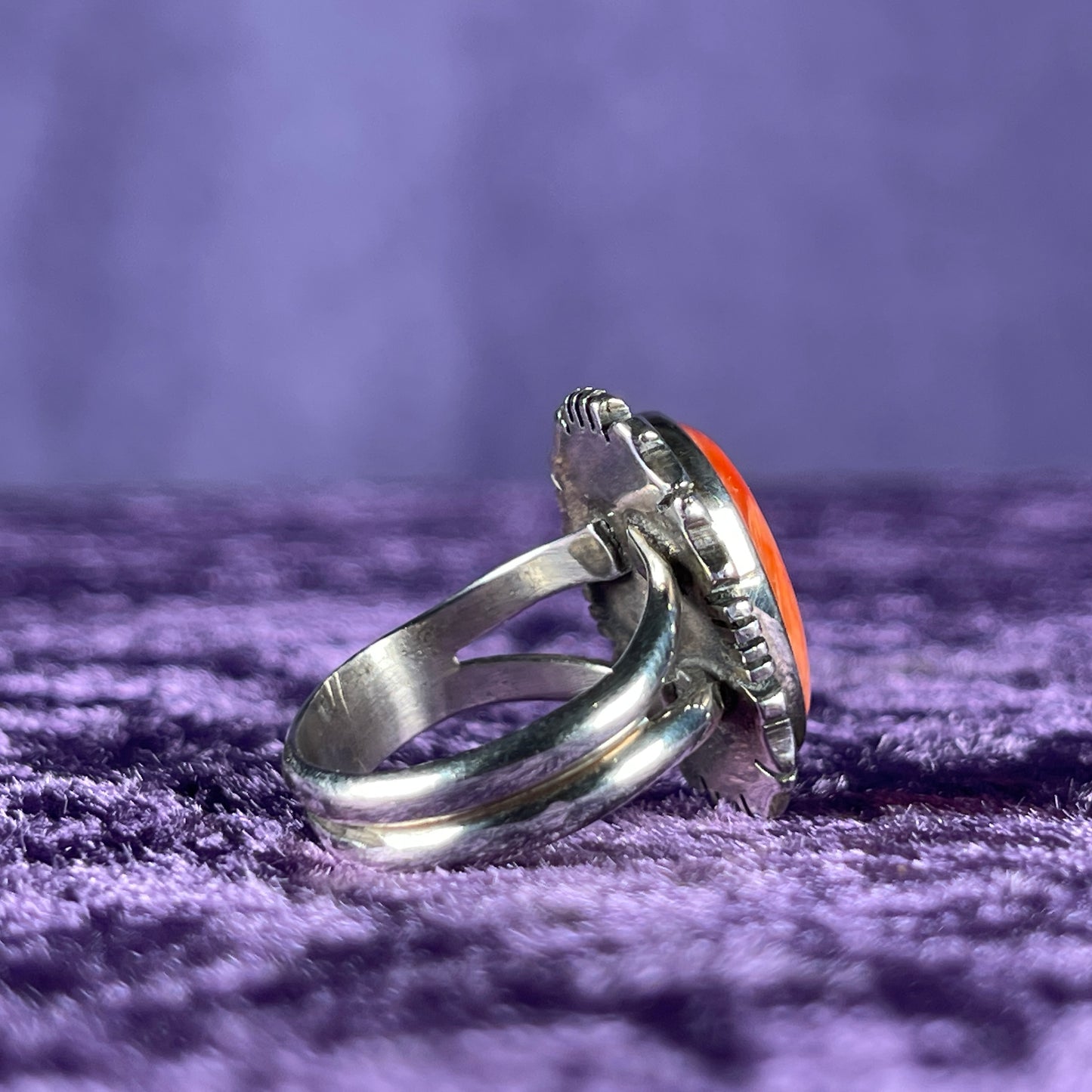 Vintage Beautiful Native American Sterling Silver 925 Red Spiny Oyster Ring Size M.25 / 6.5