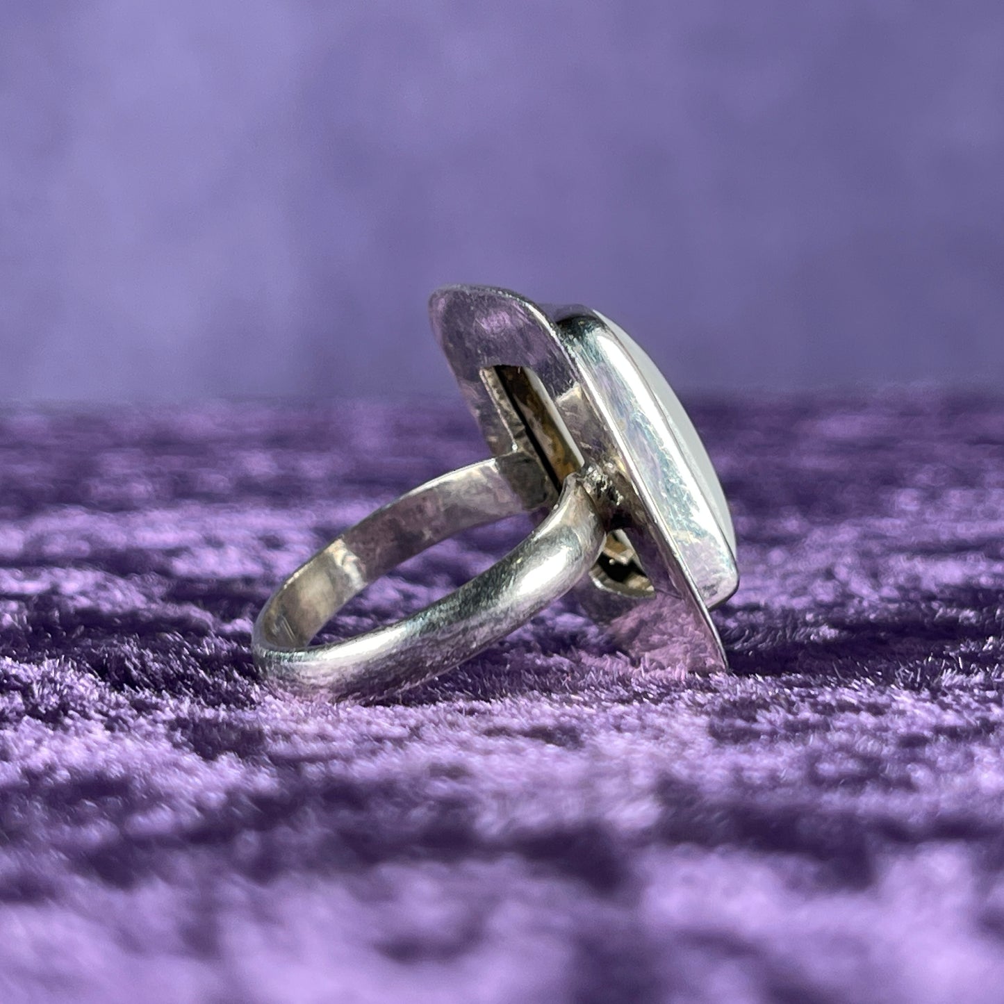 Vintage Sterling Silver 925 Medium Framed Moonstone Silver Ring Size P / 7.5