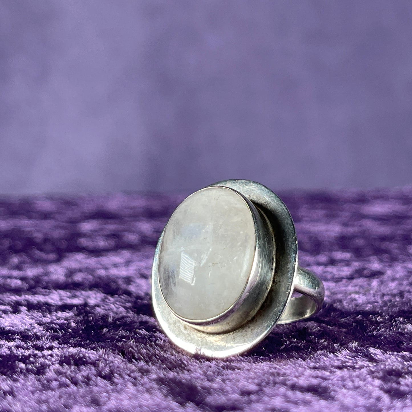 Vintage Sterling Silver 925 Framed Oval Moonstone Ring Size R / 8.75