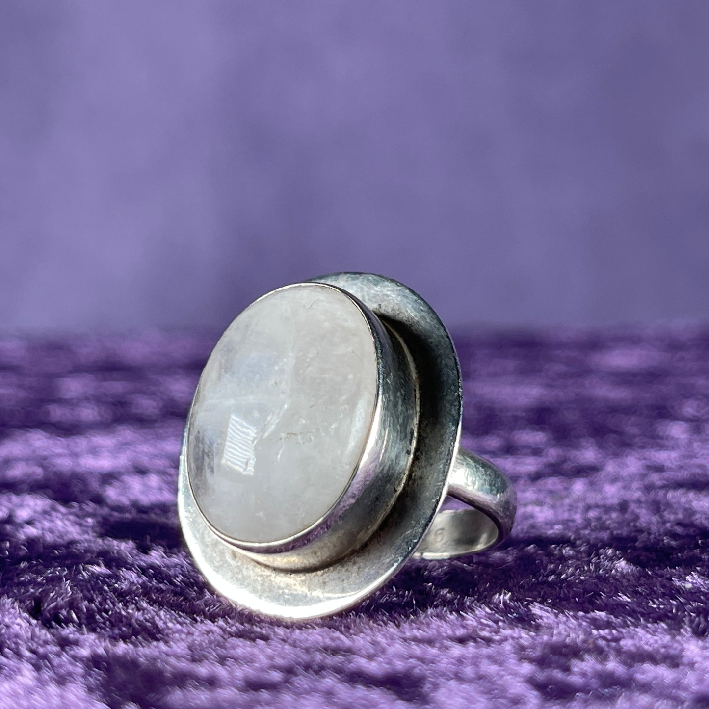 Vintage Sterling Silver 925 Framed Oval Moonstone Ring Size R / 8.75