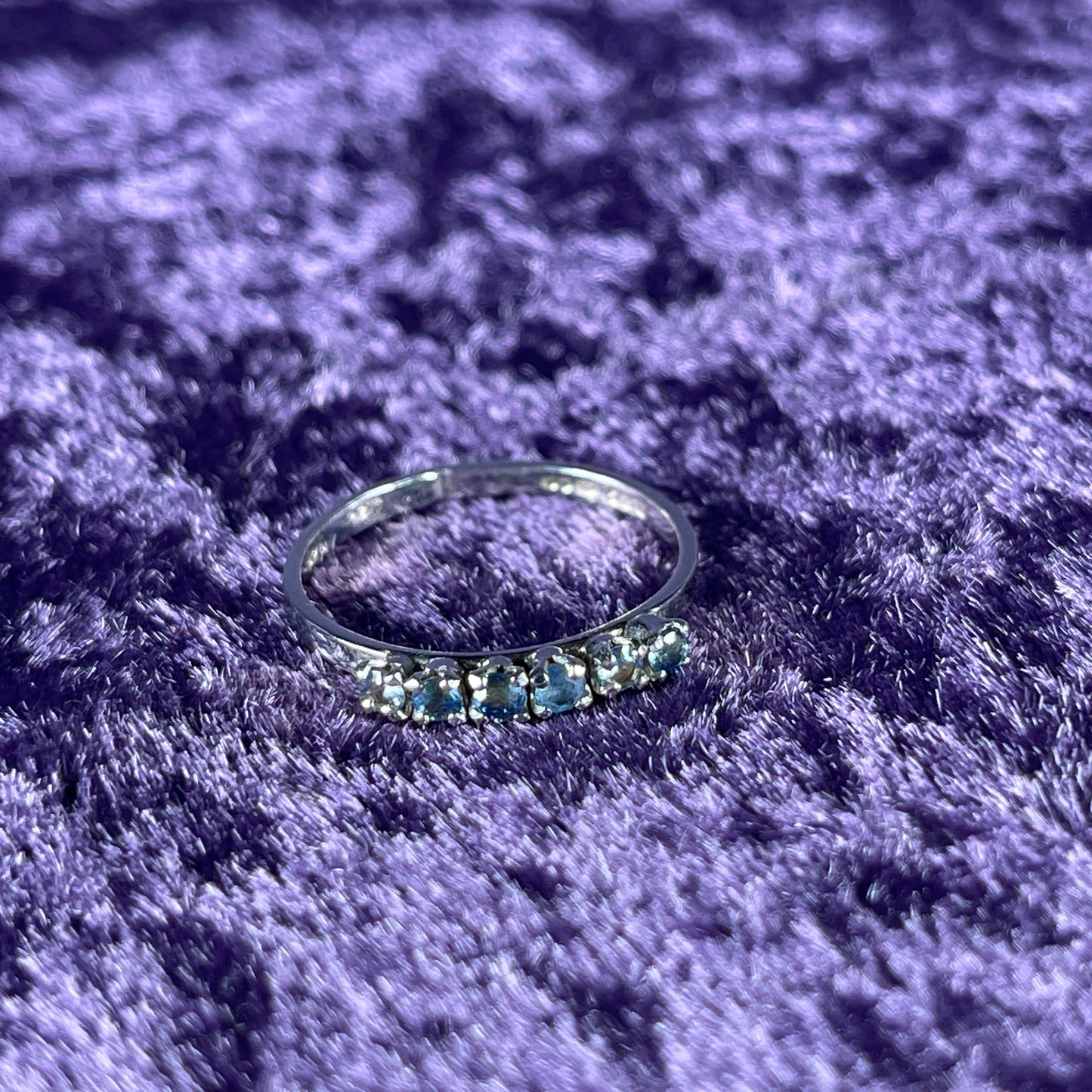 Vintage Sterling Silver 925 Blue Zirc Stone Dainty Ring Size O/ 7.25