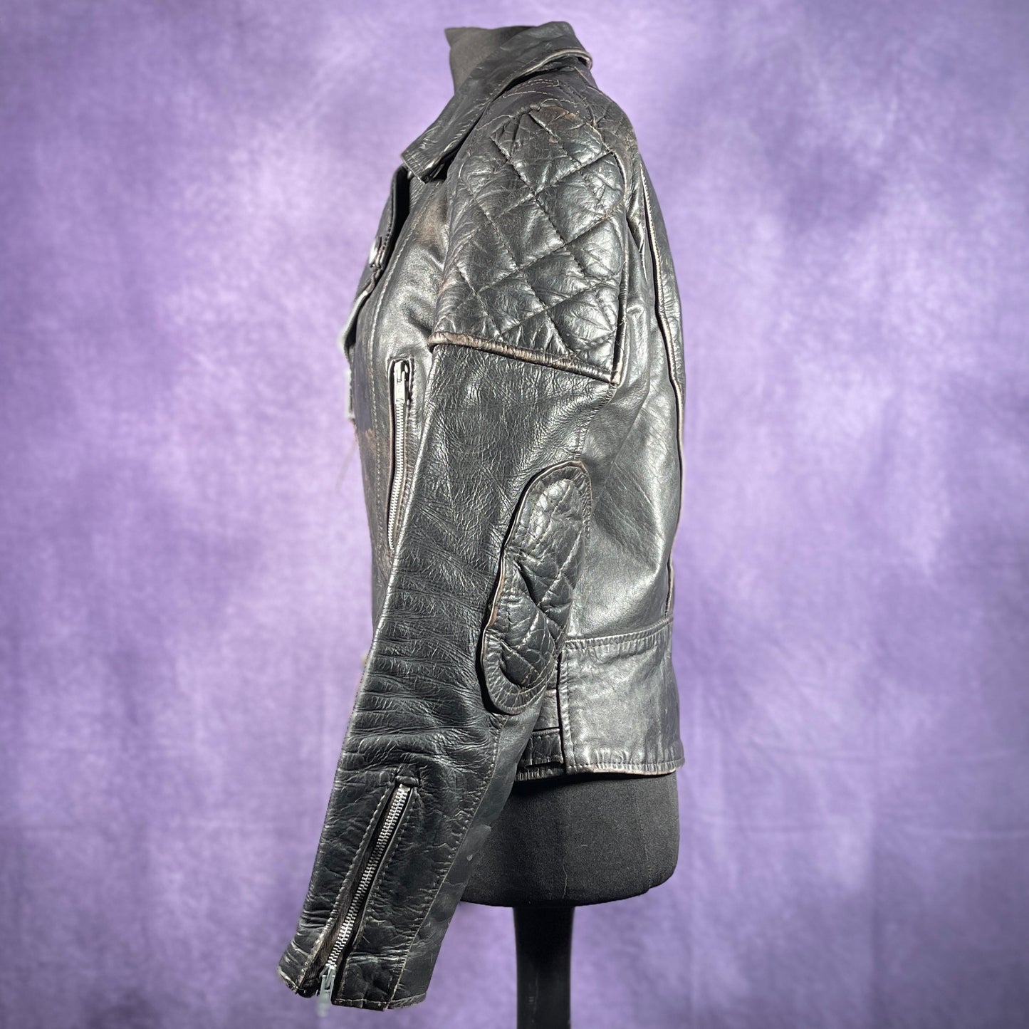 Vintage 1970s Mens Black Leather Biker Jacket Vintage Triumph Badge XS