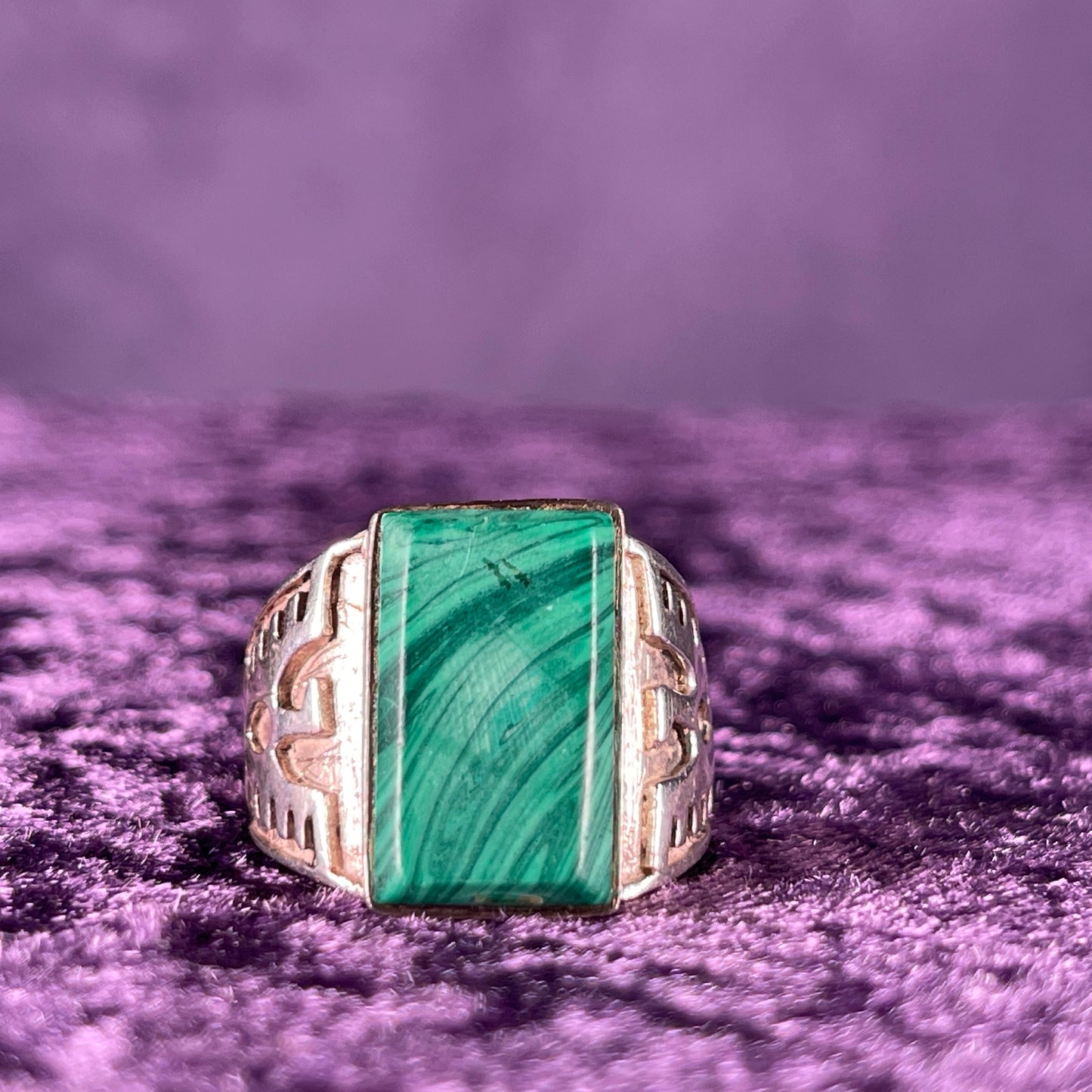 Vintage Native American Malachite Navajo Thunderbird Navajo 925 Silver Size T / 9.5