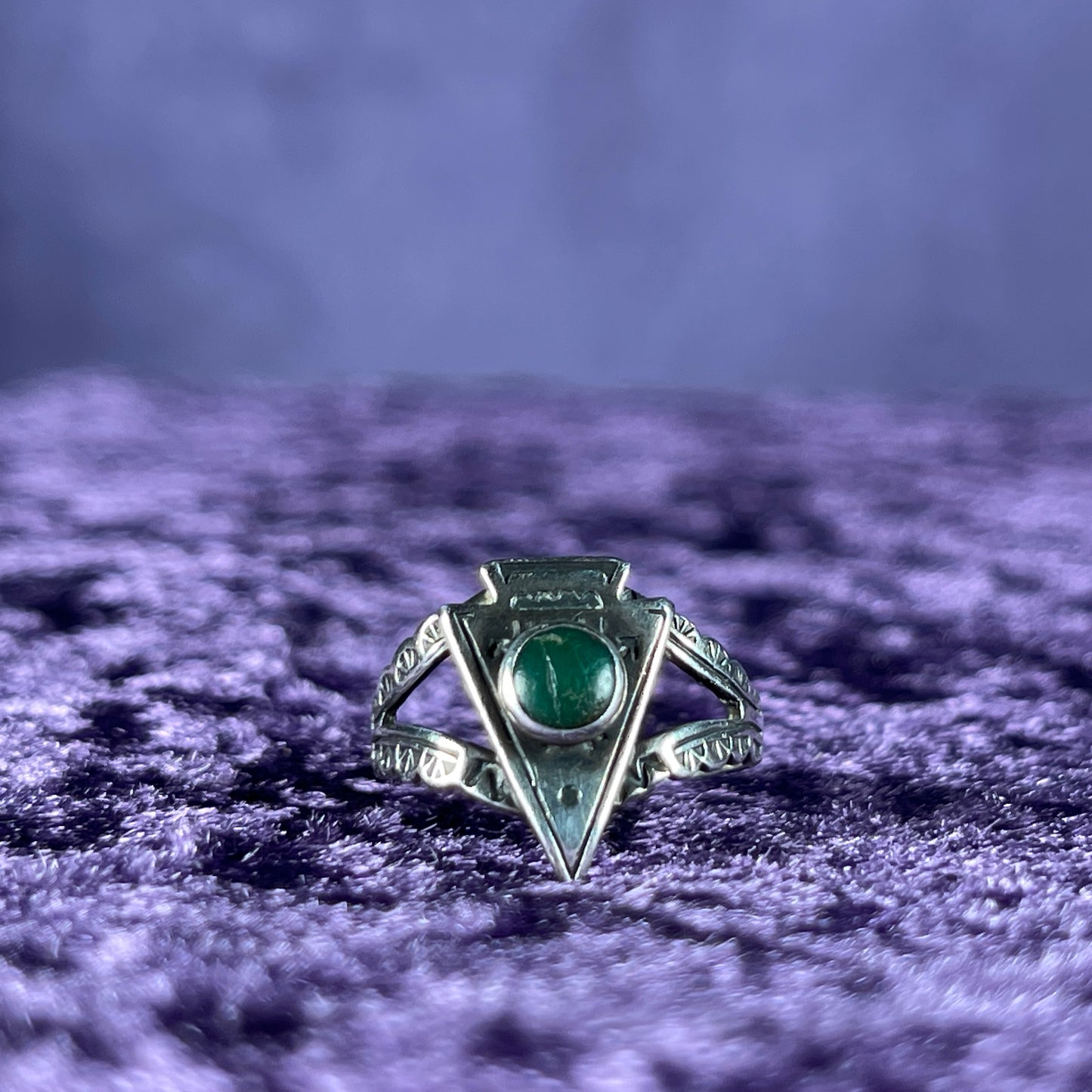 Vintage Navajo Arrow Head Green Stone Sterling Silver Ladies Ring Size L / 5.75 