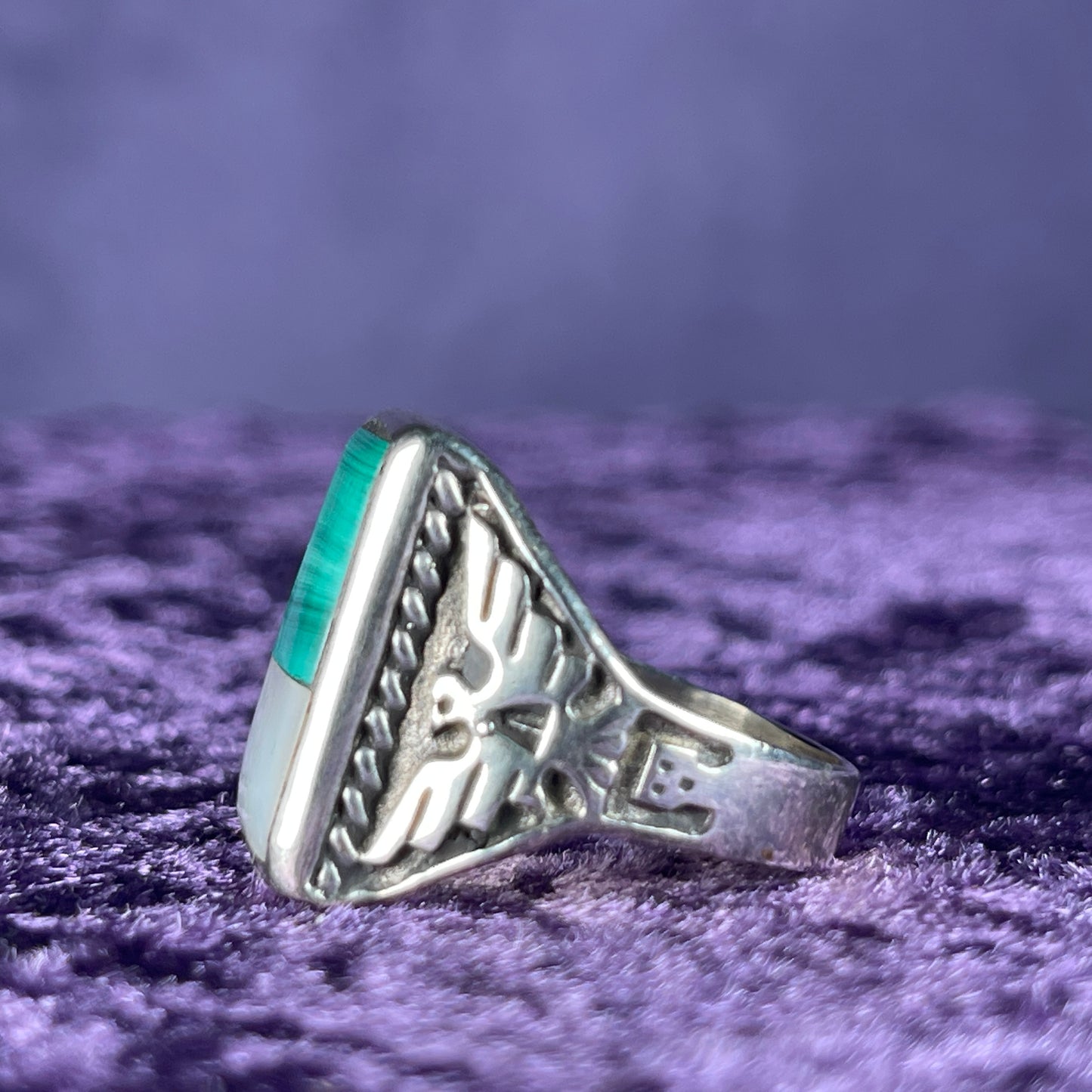 Vintage Native American Mother of Pearl & Malachite Thunderbird & Kachina Navajo 925 Silver Ring Size W.5 / 11.25