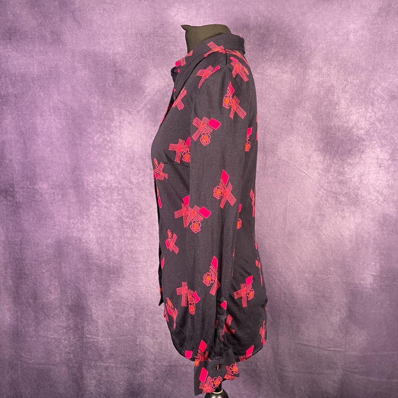 Vintage 1970s Ladies Dagger Collar Black Red Small