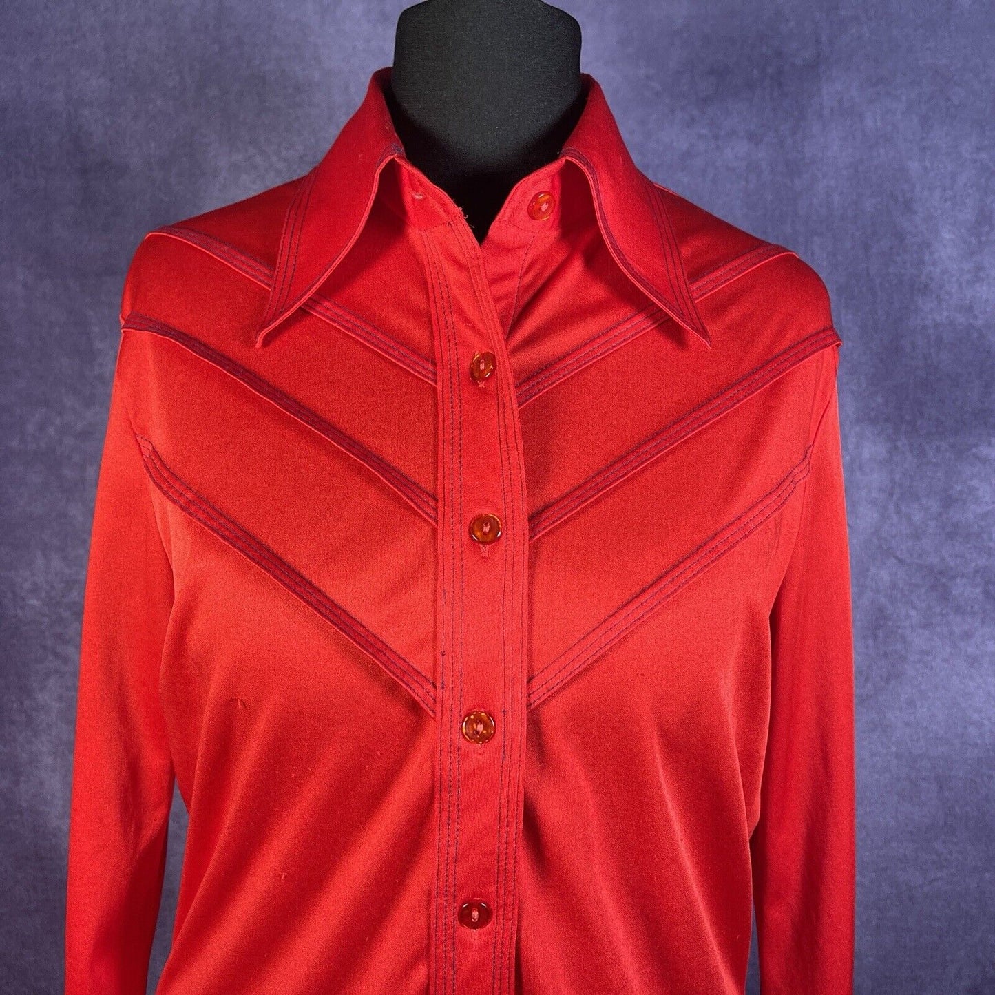Vintage Red Ladies Short Sleeve Dagger Collar Shirt