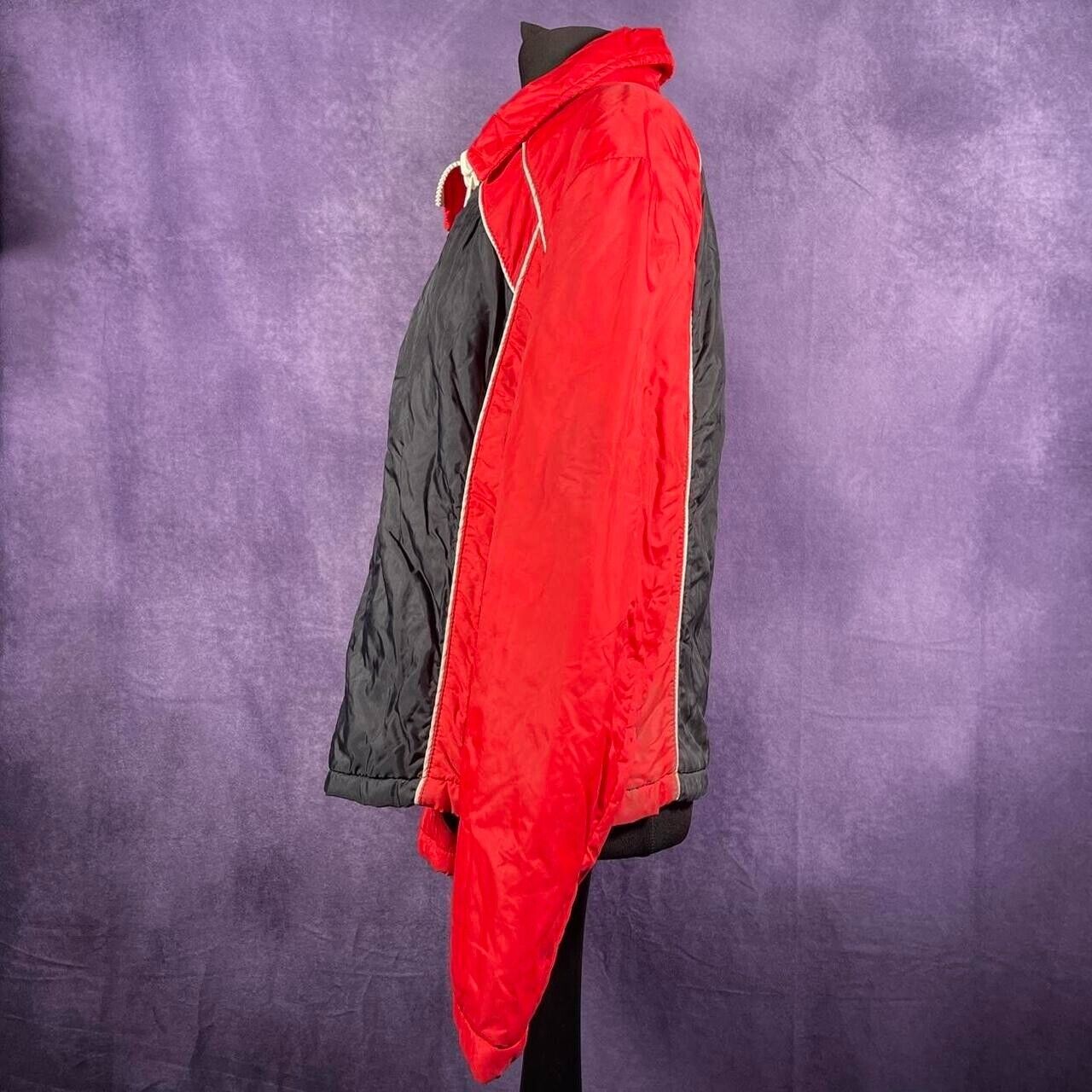 Vintage Red Black White 70s Ski Jacket Size Small
