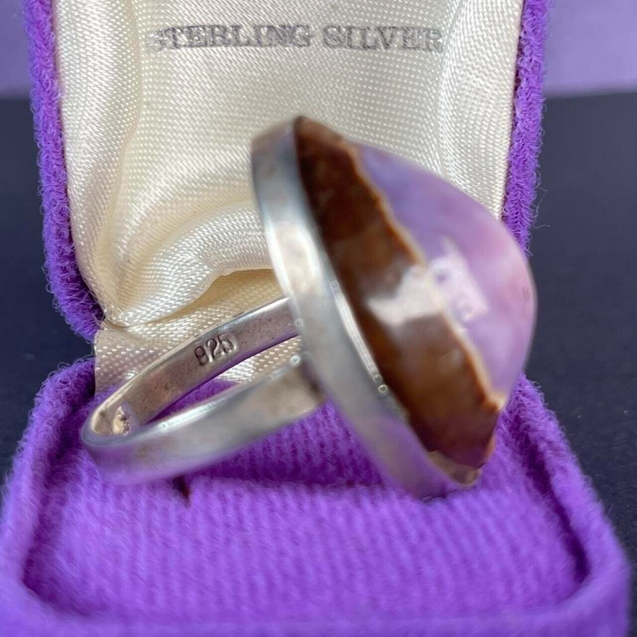 Vintage Large Oval Madura stone Seashell Sterling Silver Ring Size W - 11