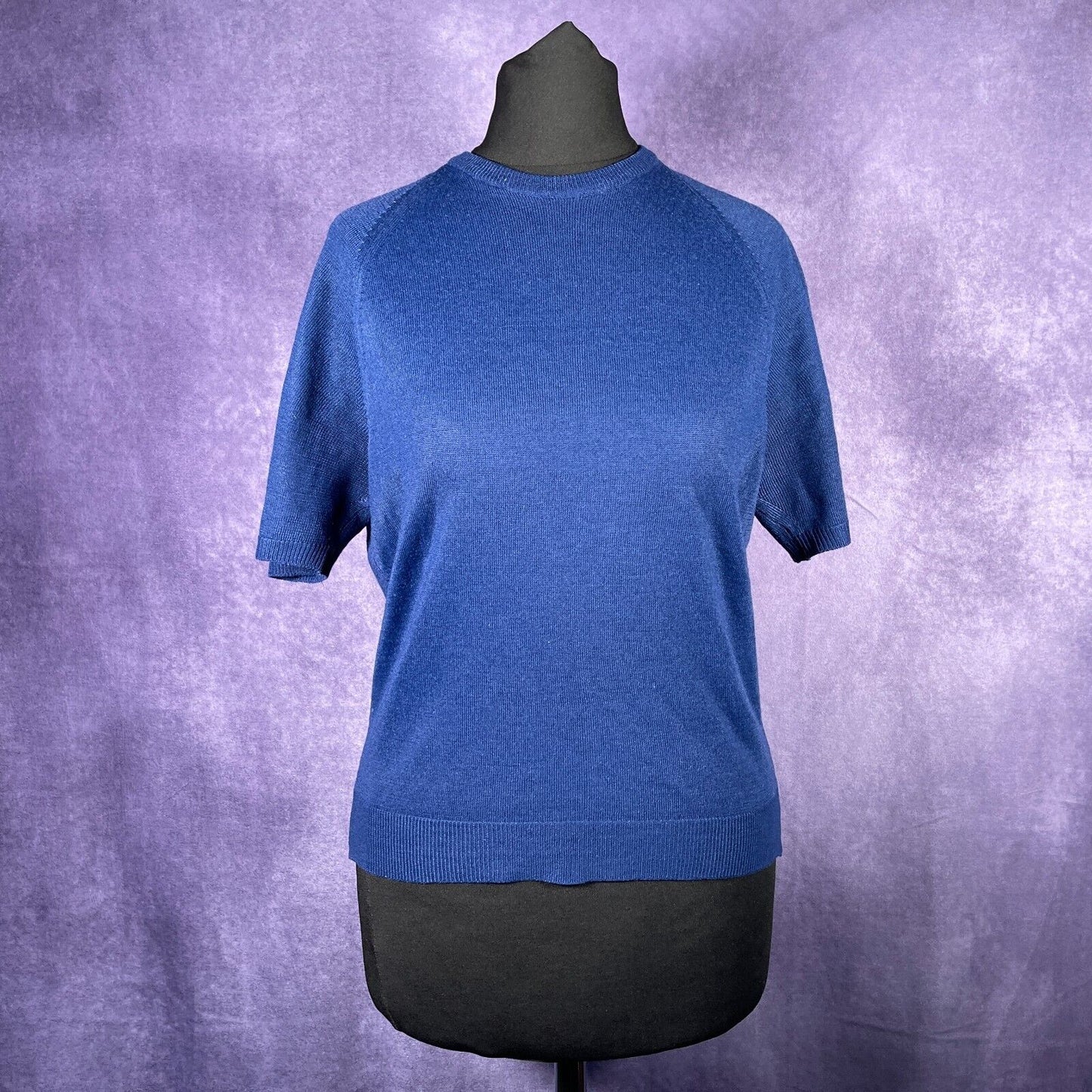 Vintage Ladies 1960s/70s Blue Knitwear Short Sleeve Navy Blue