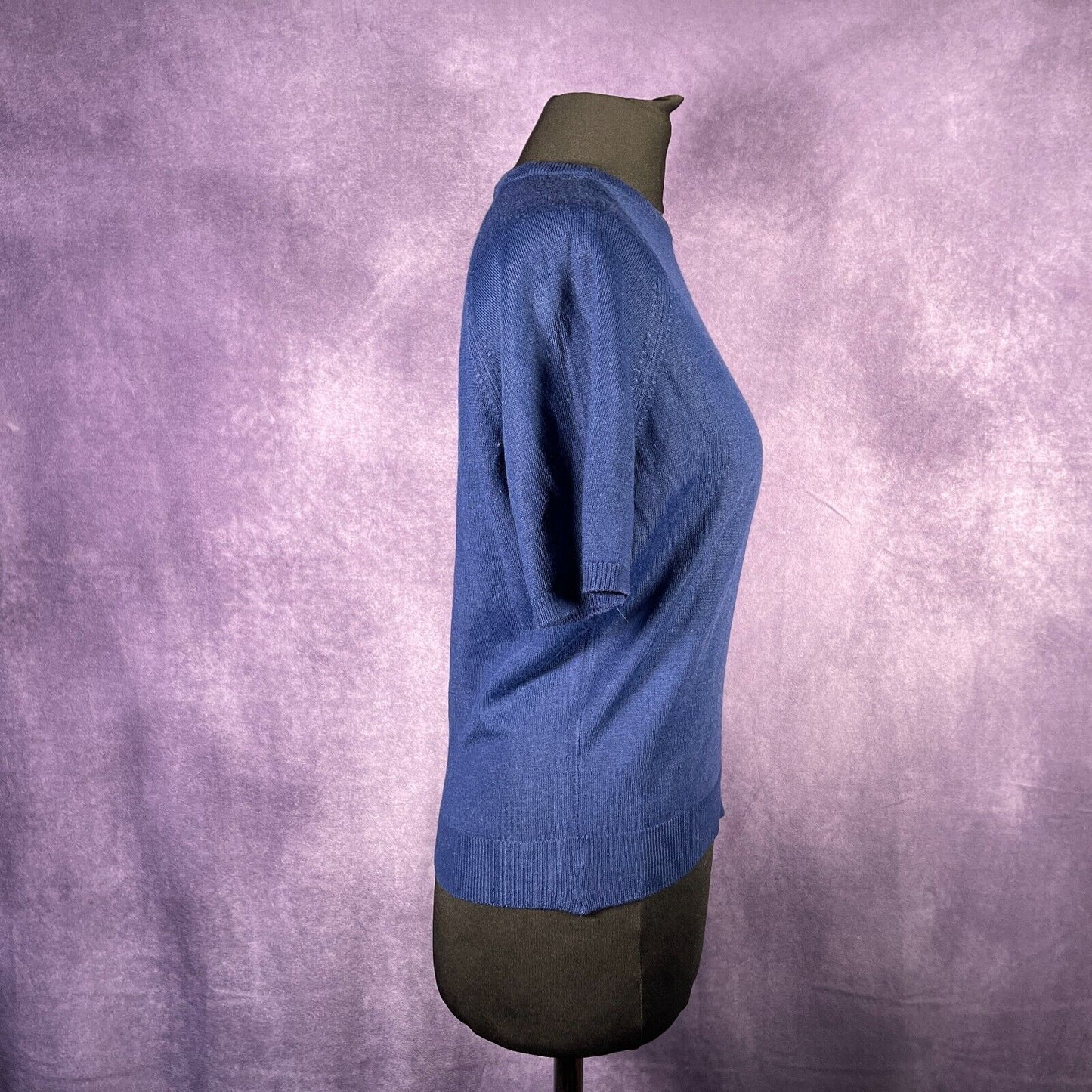 Vintage Ladies 1960s/70s Blue Knitwear Short Sleeve Navy Blue