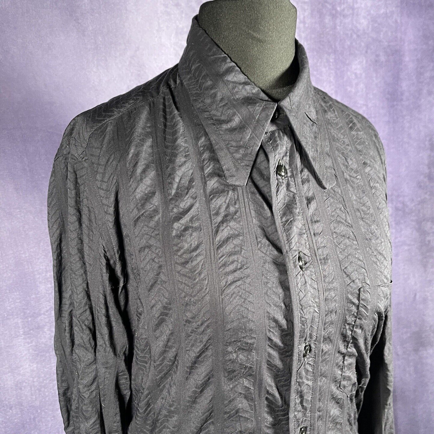 Vintage Dandy Black 1970s Men’s Dagger Collar Shirt Size XS