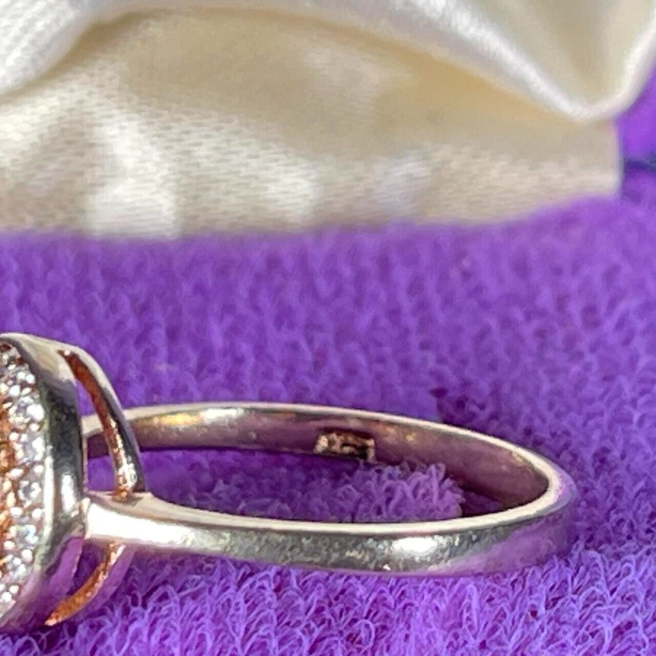Vintage Circular RIng Zirconia Stone Solid Silver Size K 1/2 - 5 1/2