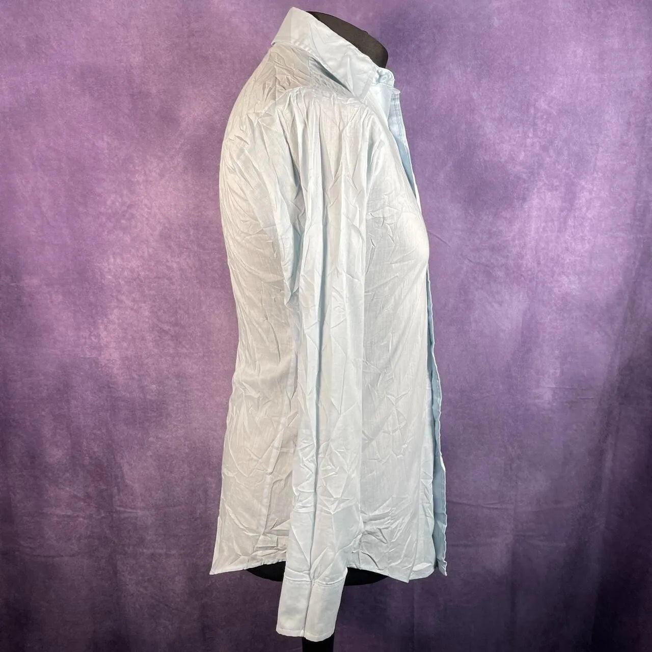 Light Blue "Van Heusen 417" Dagger Collar Shirt Large