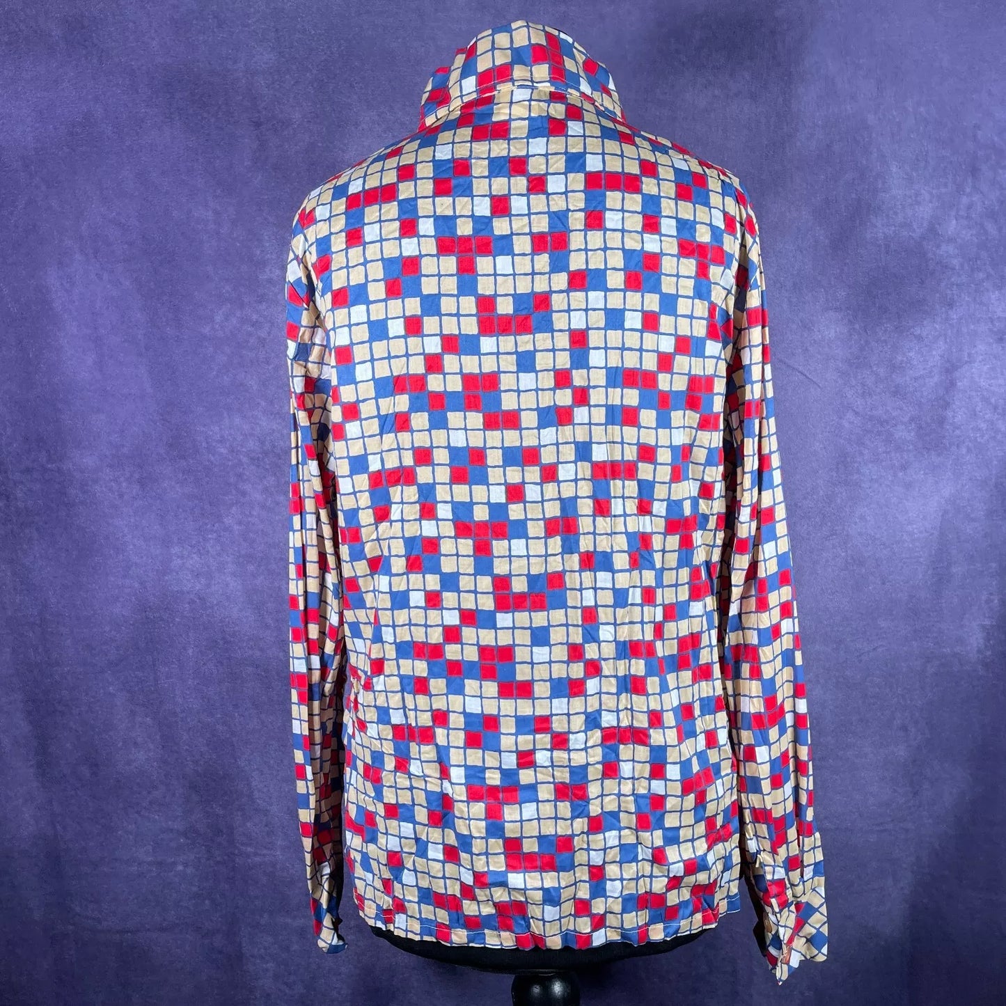 Vintage 1970s Red Cream Blue Square Pattern Dagger Collar Shirt