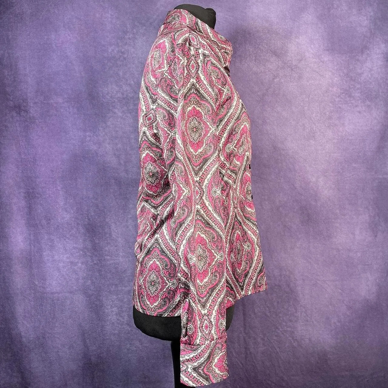 Vintage 1970s Psychedelic Dagger Collar Shirt Ladies Pink Black Size Large