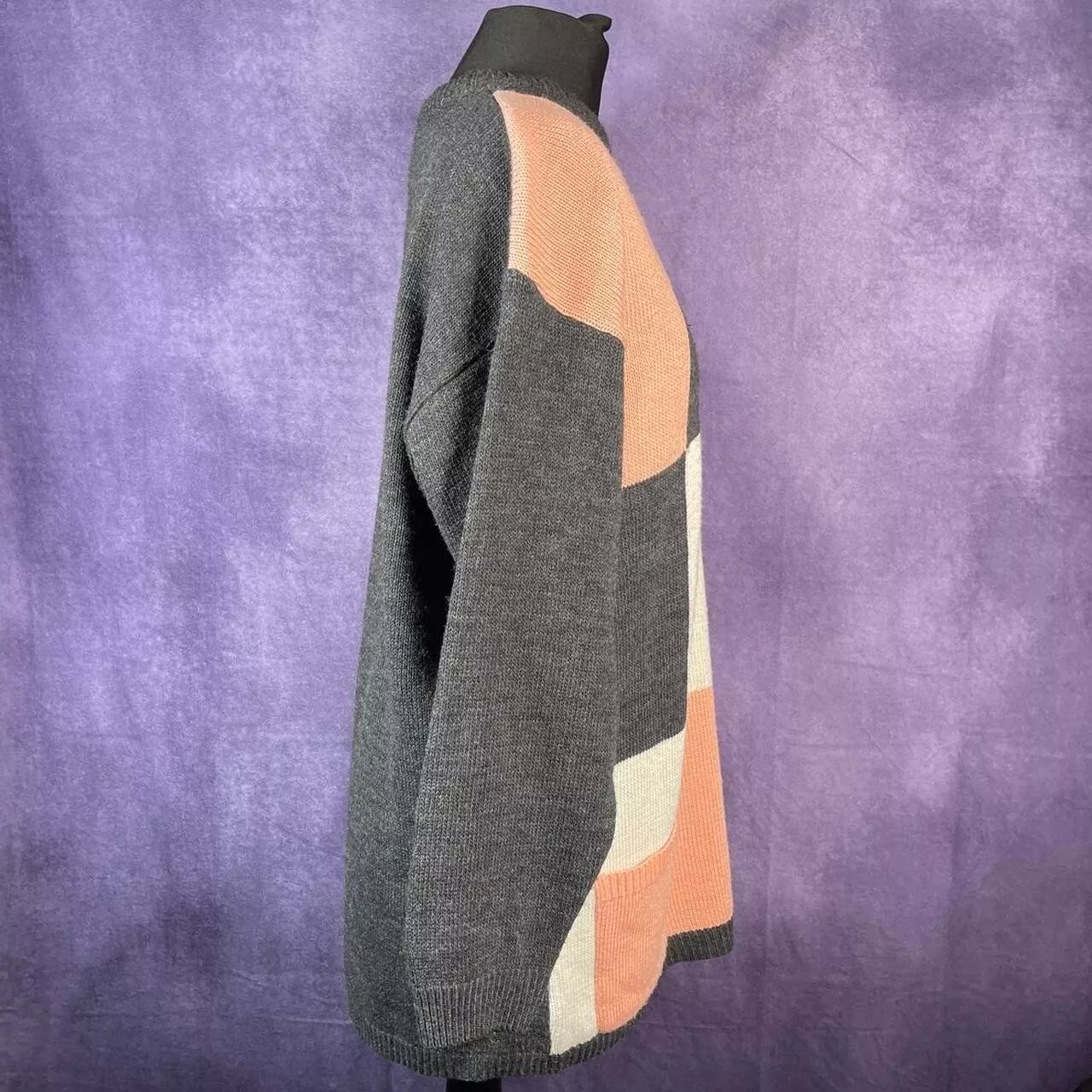 Vintage 1990's Ladies Sweater New Tast Square Pattern Pockets C&A Size Small 36/