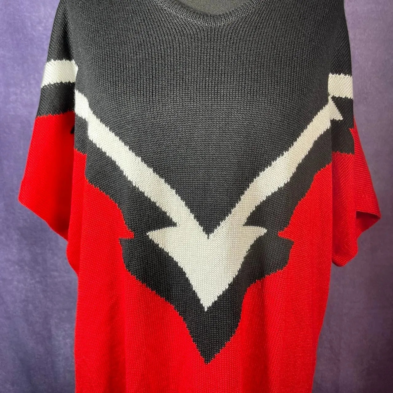Vintage 1980s Thron Red Black White Sweater Size 16 Stranger Things Pop New Wave