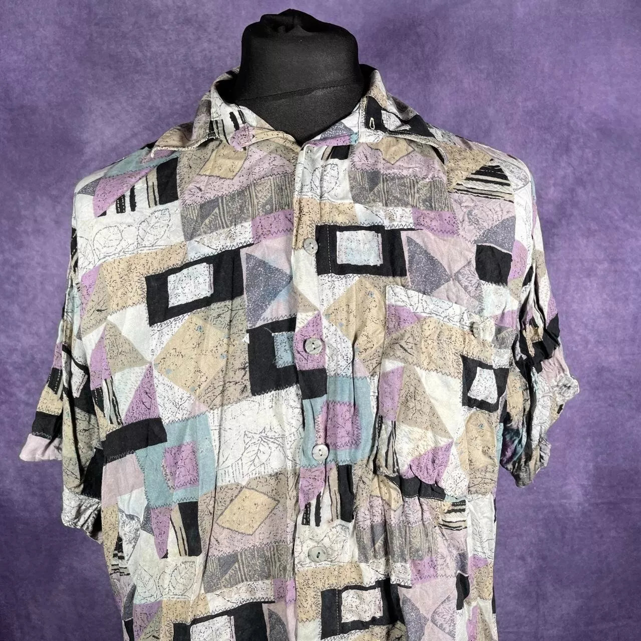 Vintage 90s Pattern Button Up Shirt Grey/Purple/Blue Lobby Short Sleeved