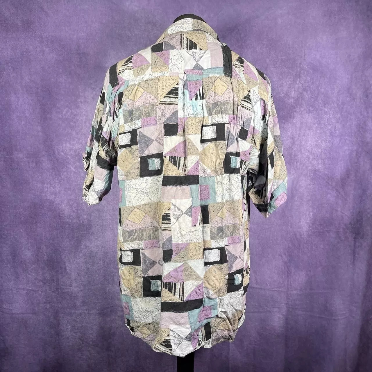 Vintage 90s Pattern Button Up Shirt Grey/Purple/Blue Lobby Short Sleeved