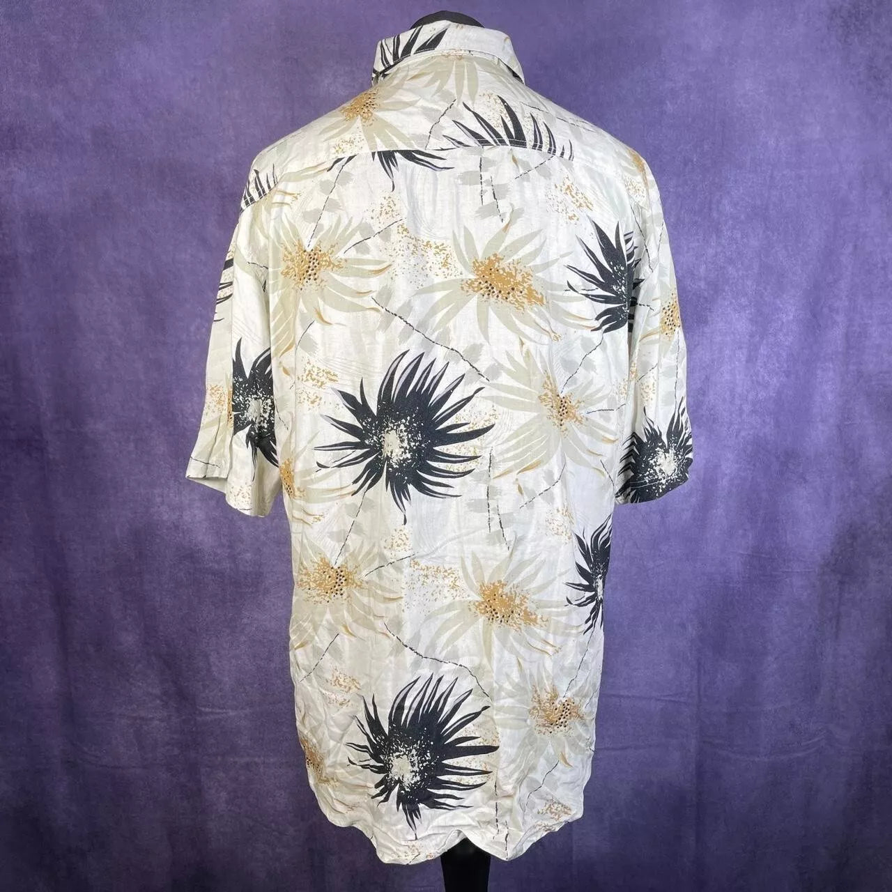 1990s Bruno B Beige/Tan Palm Leaf Hawiian Shirt Size XL
