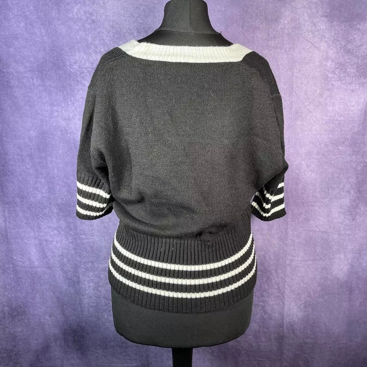 Vintage 1970's Ladies Black White Sweater Mod B-Girl Size 12/14