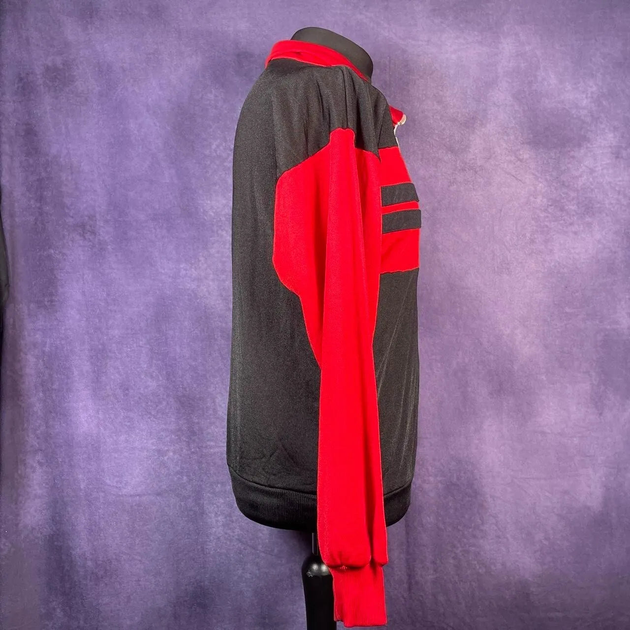 Vintage 1980s Delta Black Red Tracksuit Top Jacket Size Large