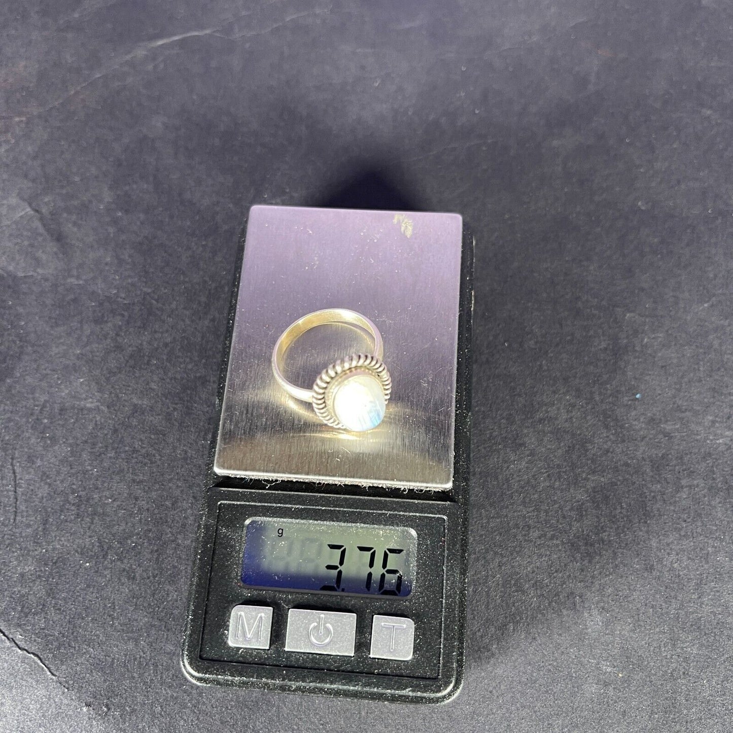 Vintage Solid Sterling Silver Oval Moonstone Ring