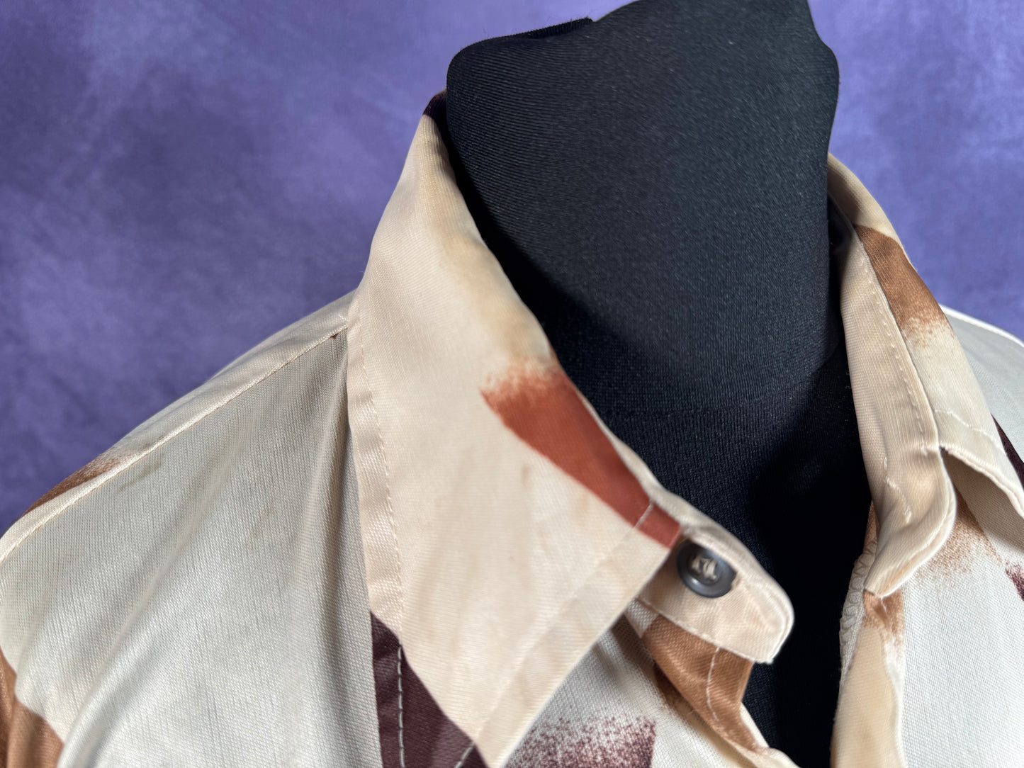 Vintage Mens 1970s Beige Brown Dagger Collar Shirt XS